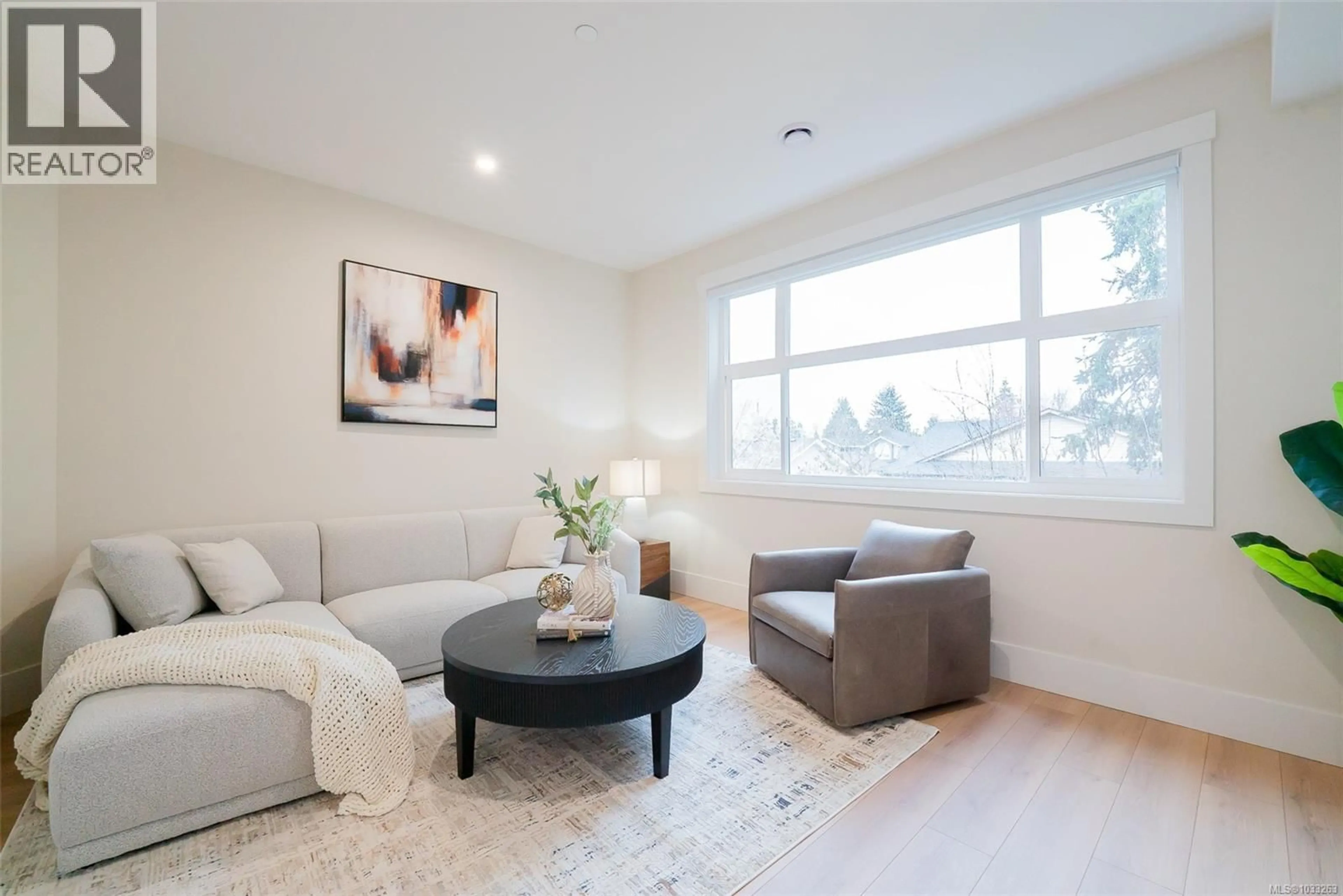 Living room with furniture, unknown for 108 - 1615 NORTHFIELD ROAD, Nanaimo British Columbia V9S5A8