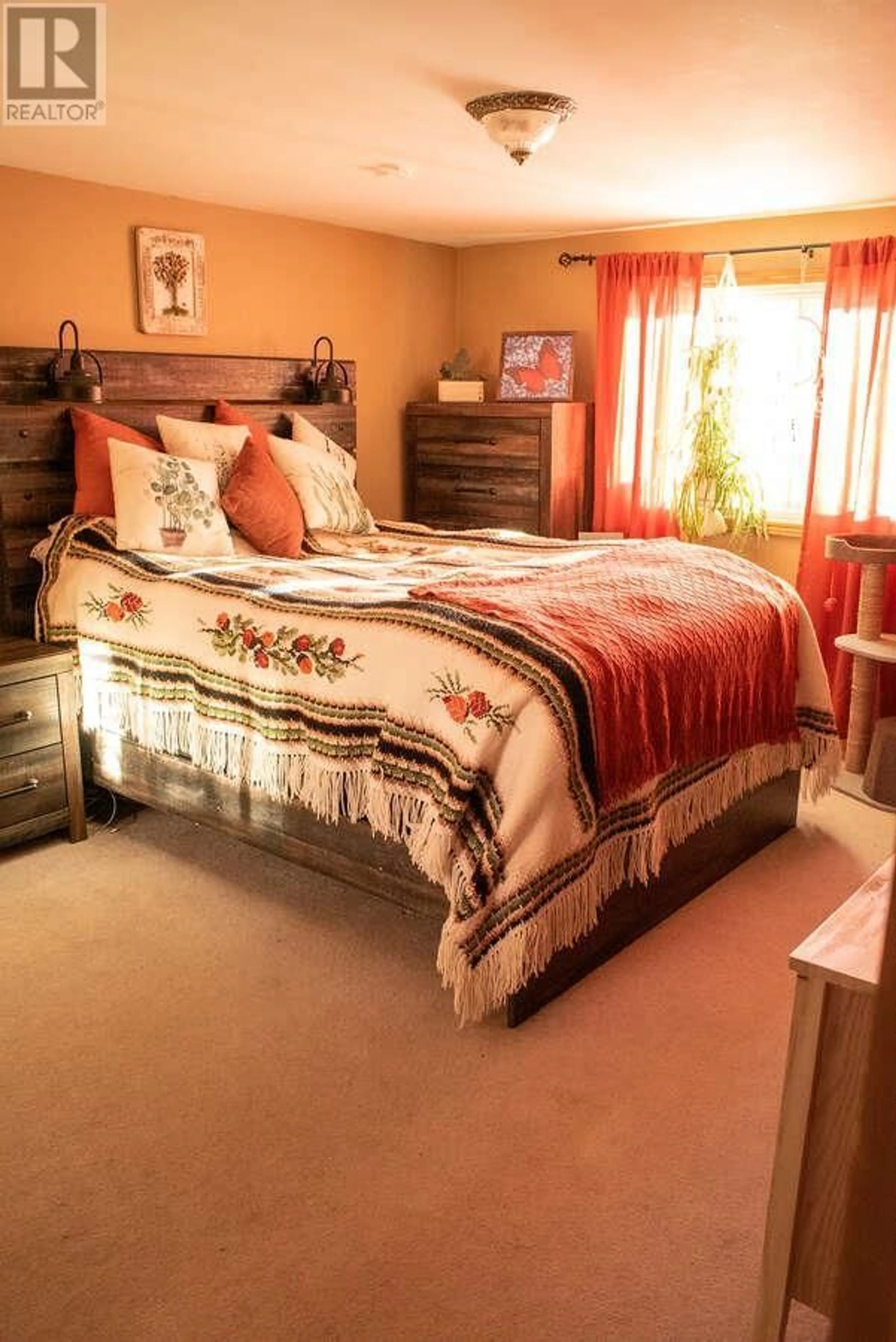 Bedroom with bed, unknown for 7018 225 Road, Dawson Creek British Columbia V1G4E7