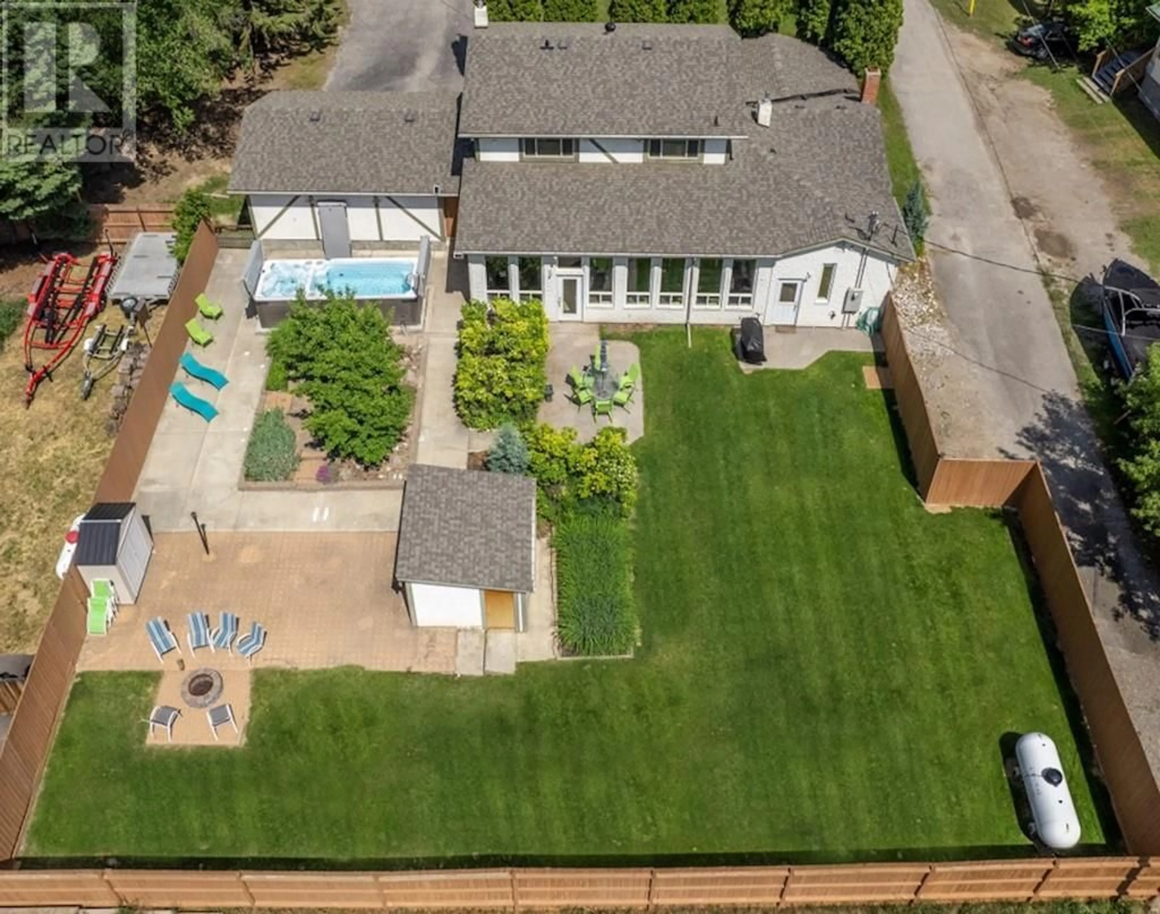 A pic from outside/outdoor area/front of a property/back of a property/a pic from drone, street for 1795 VICTORIA Avenue, Windermere British Columbia V0B2L2