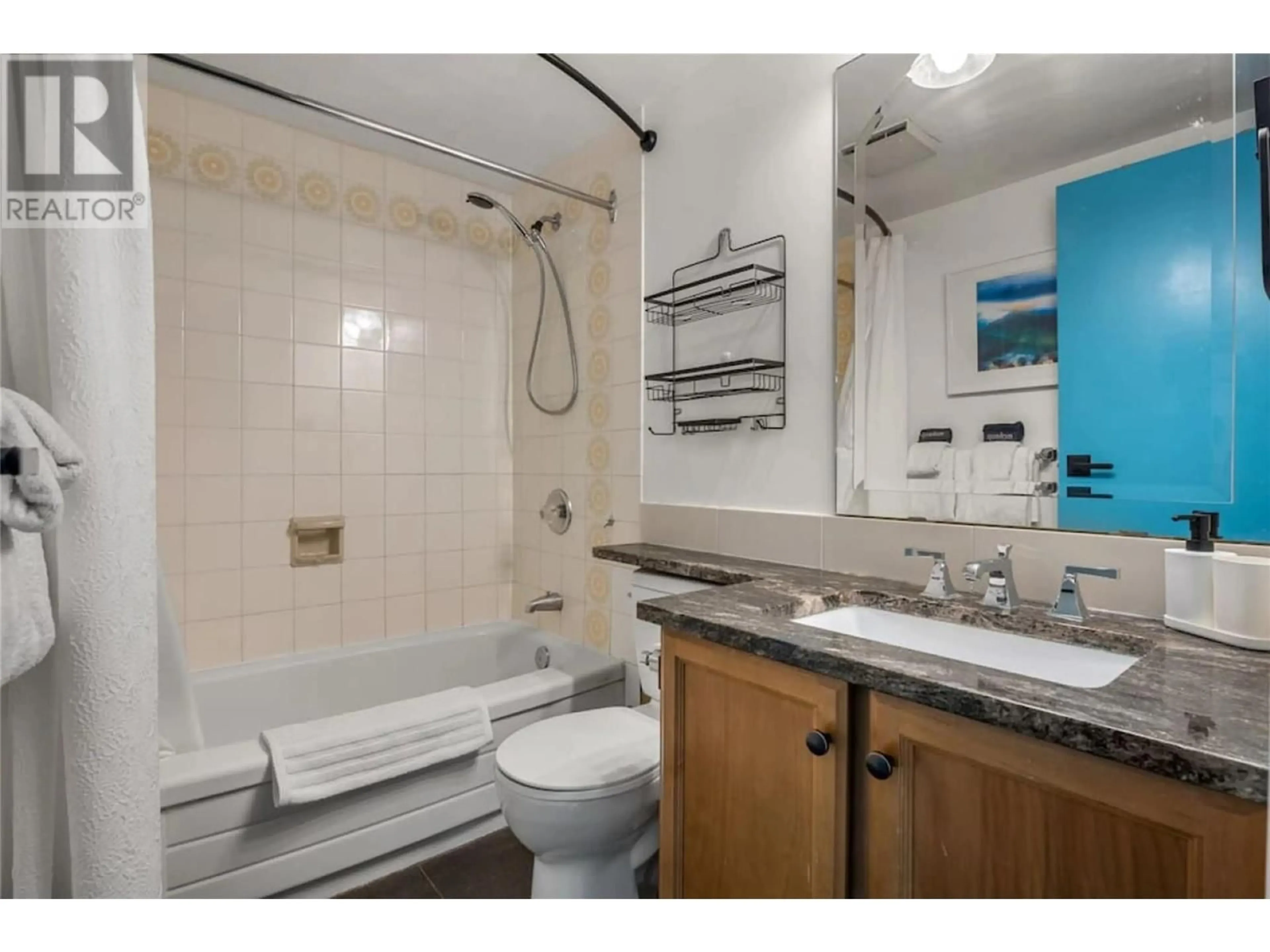 Standard bathroom, ceramic/tile floor for 504 - 2030 PANORAMA DRIVE, Panorama British Columbia V0A1T0
