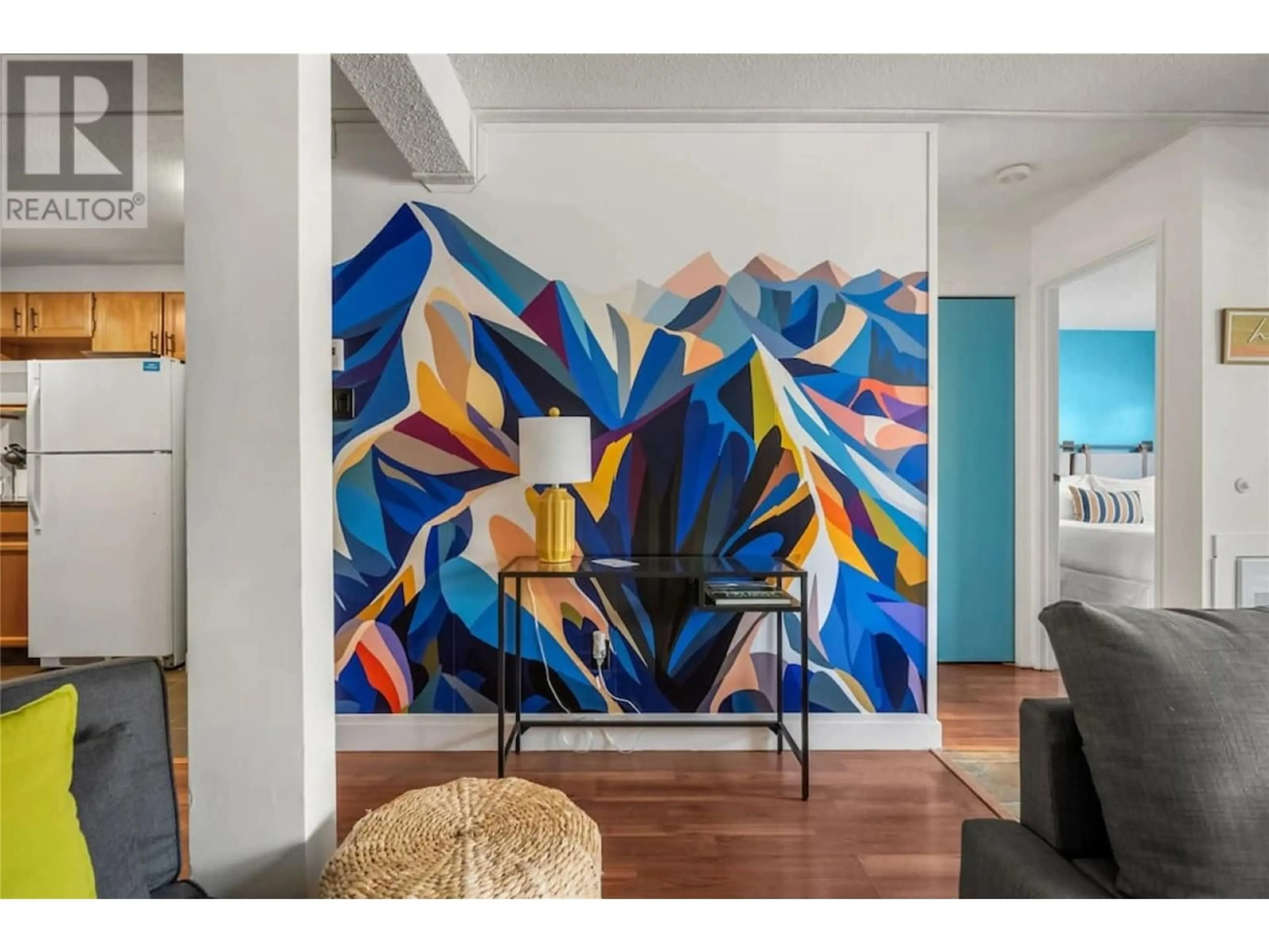 Indoor entryway for 504 - 2030 PANORAMA DRIVE, Panorama British Columbia V0A1T0