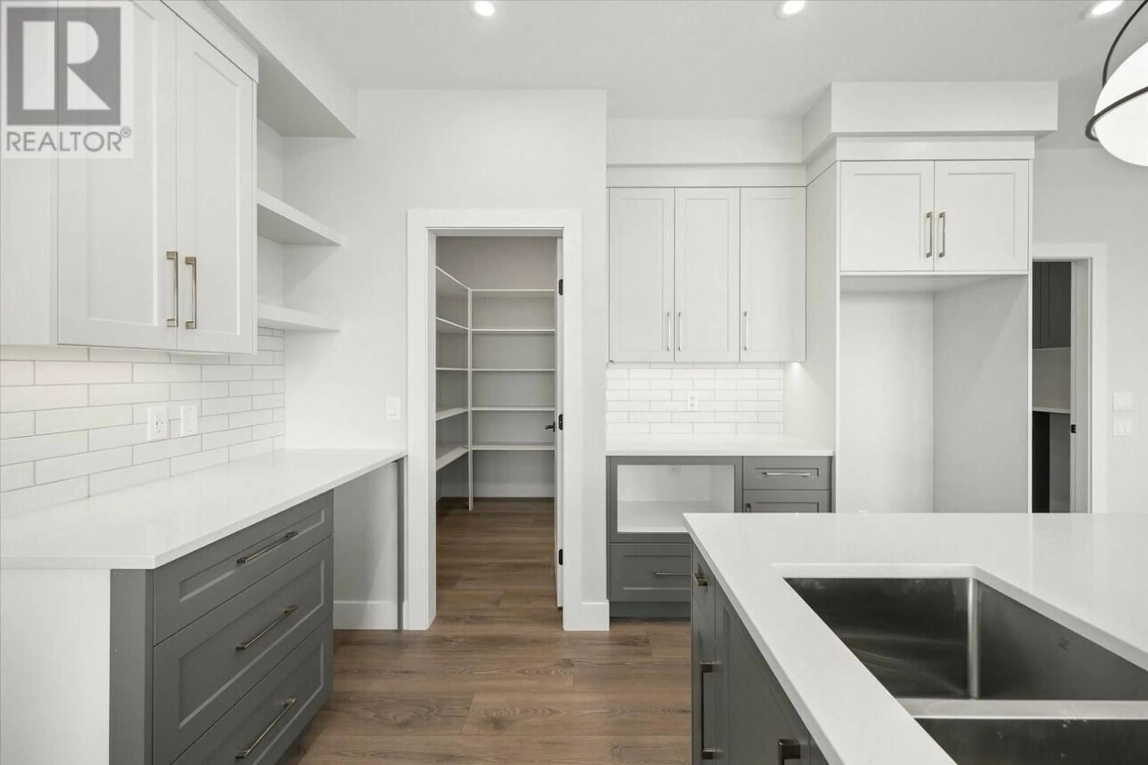 Open concept kitchen, unknown for 203 WHISTLER PLACE, Vernon British Columbia V1B2Y2