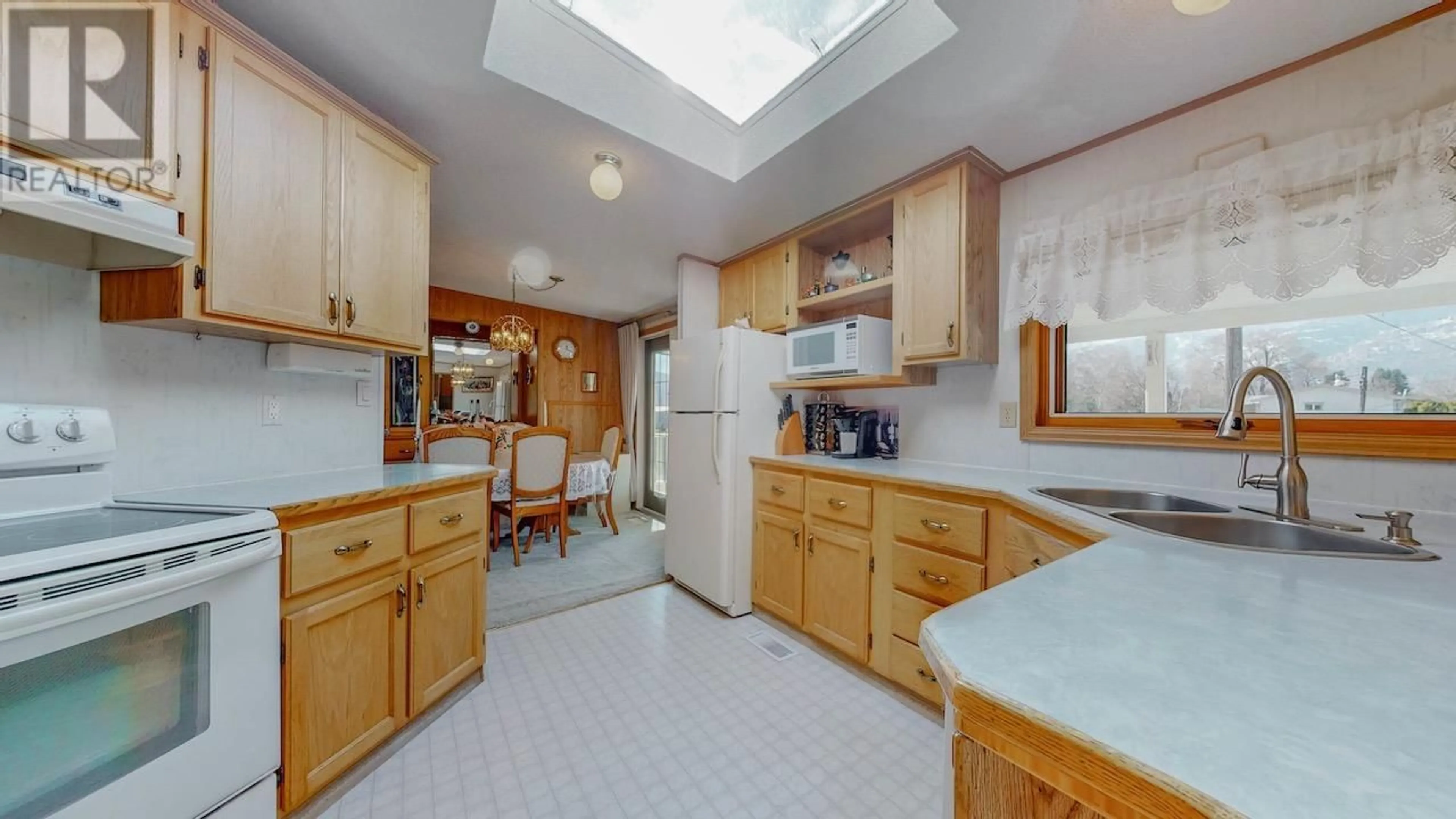 Standard kitchen, unknown for 129 Walnut Place, Oliver British Columbia V0H1T9