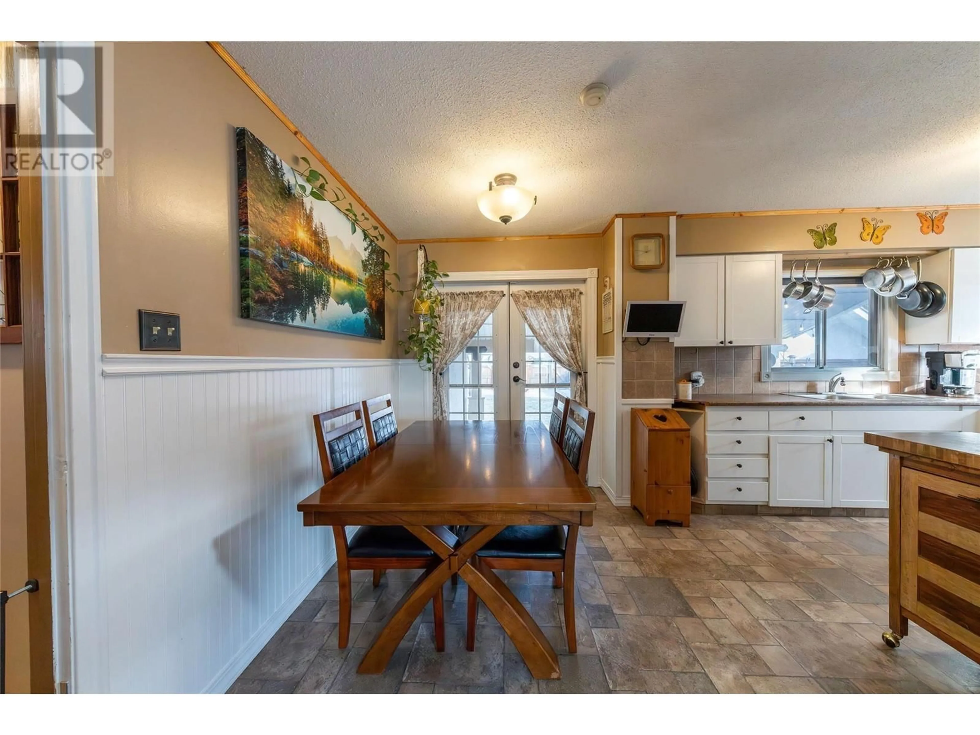 Dining room, unknown for 550 Linden Avenue, Kamloops British Columbia V2B2N6