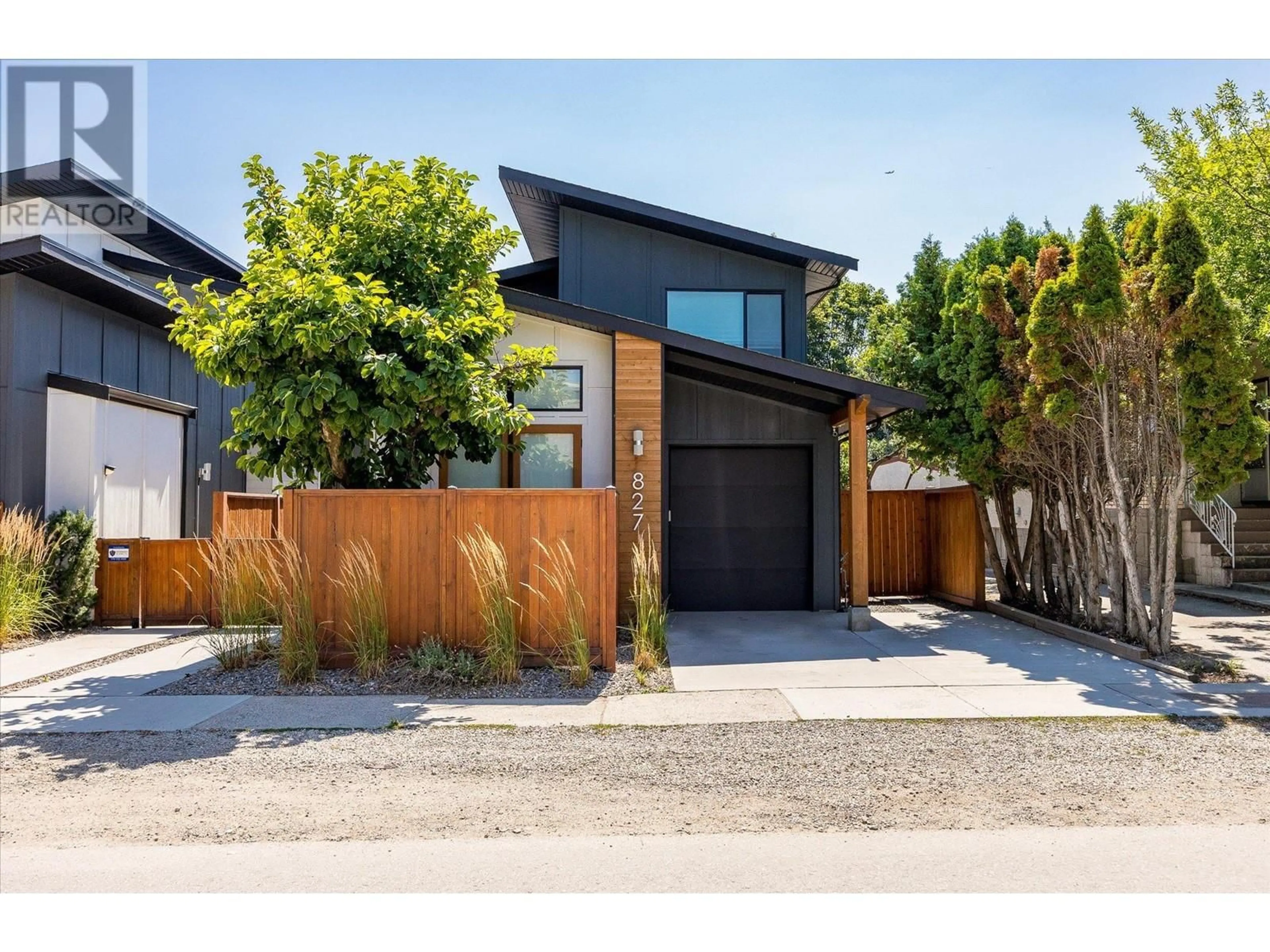 Home with brick exterior material, street for 827 SAUCIER AVENUE, Kelowna British Columbia V1Y6A4