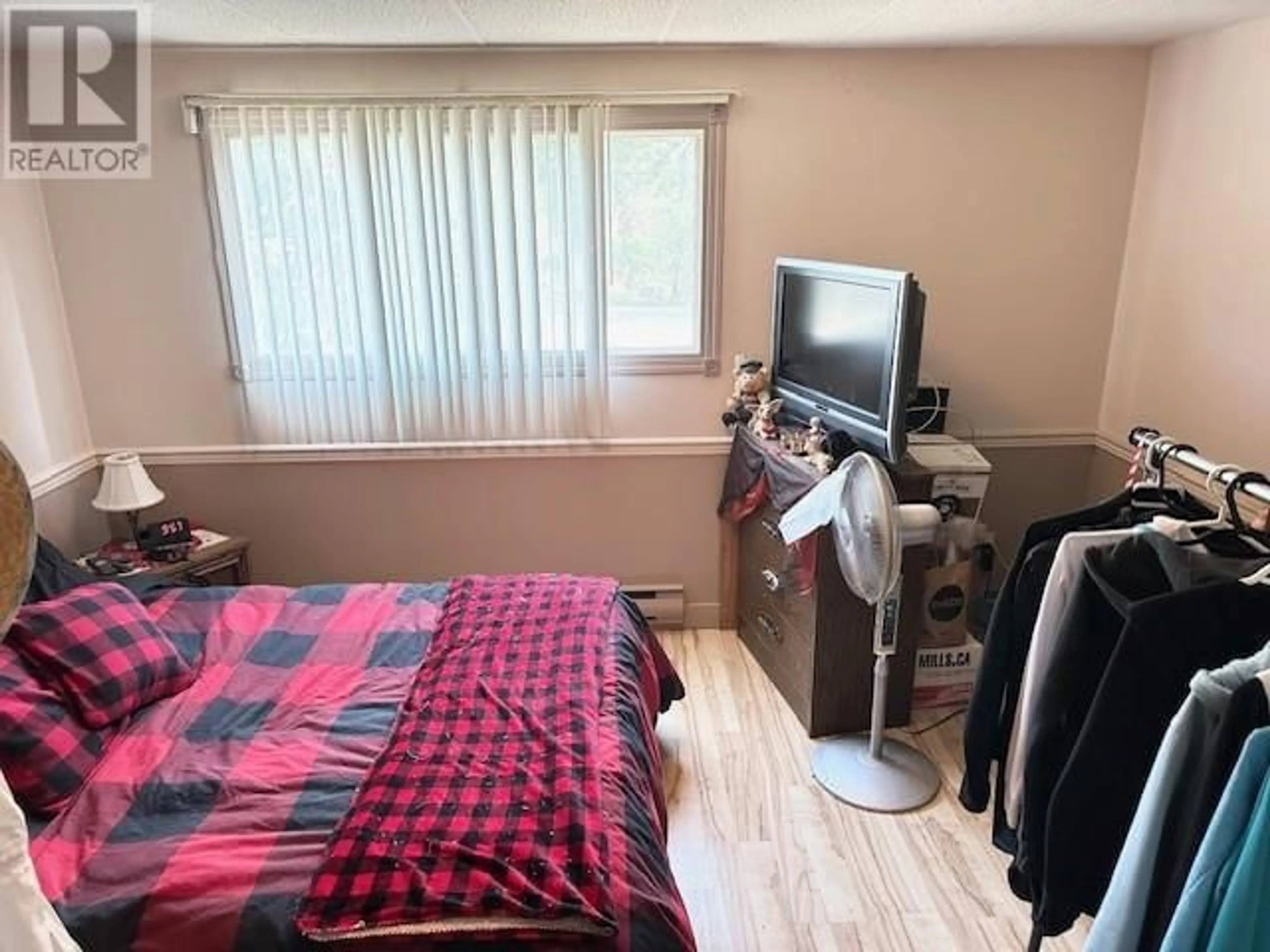 A pic of a room for 216 - 1410 PENTICTON AVENUE, Penticton British Columbia V2A2N5