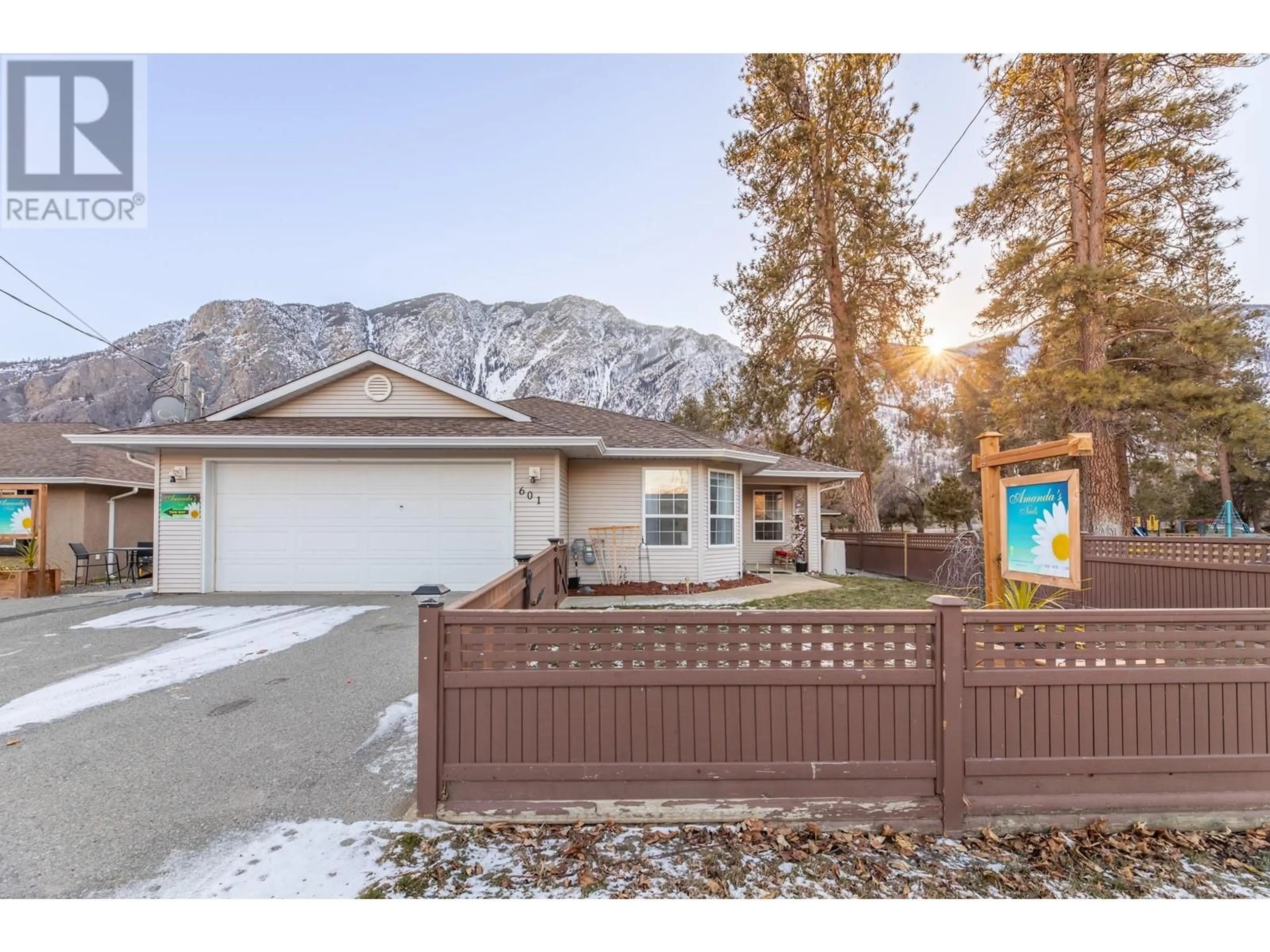 Unknown for 601 12TH Avenue, Keremeos British Columbia V0X1N3