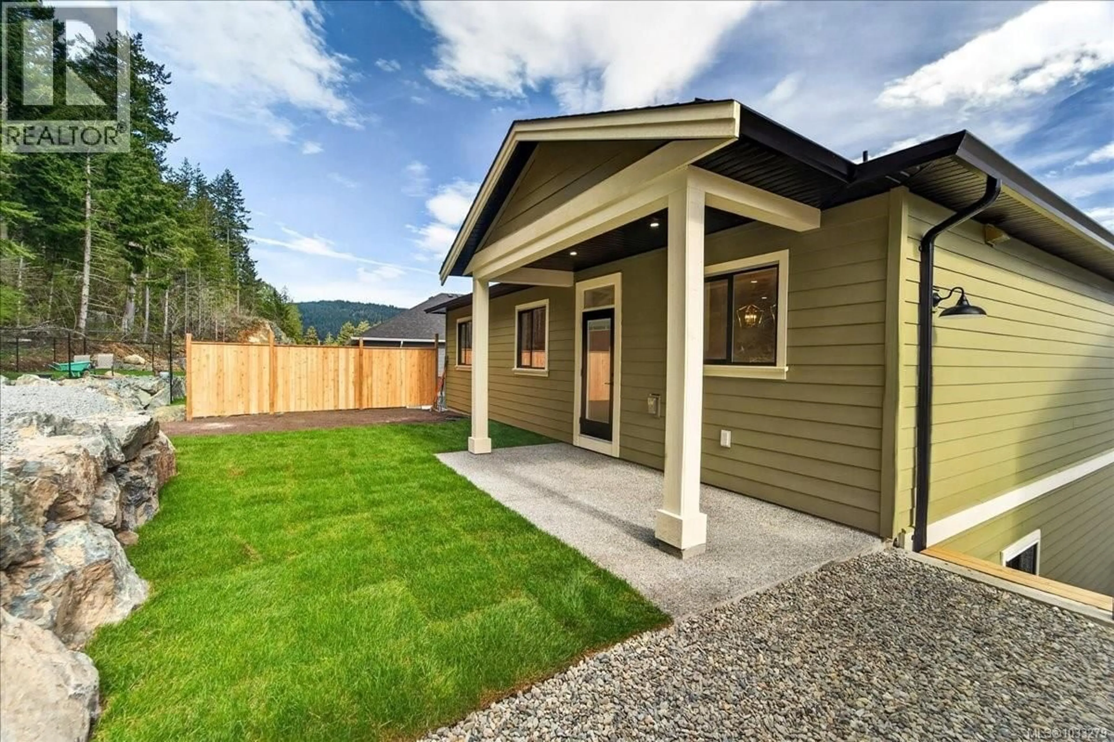 Home with vinyl exterior material, mountain view for 2584 NICKSON WAY, Sooke British Columbia V9Z1P8