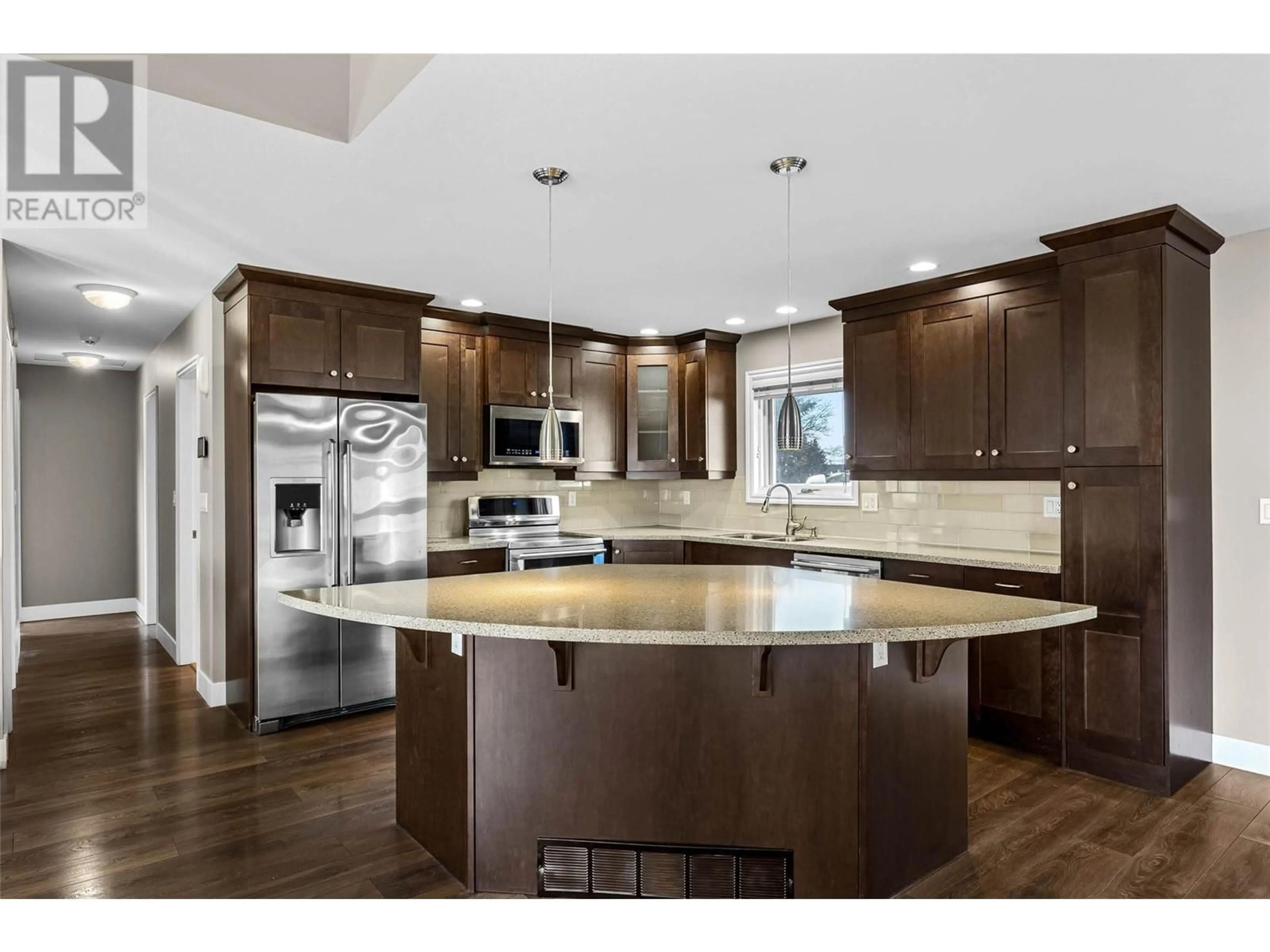 Open concept kitchen, unknown for 2298 Bossert Avenue, Kamloops British Columbia V2B8H5