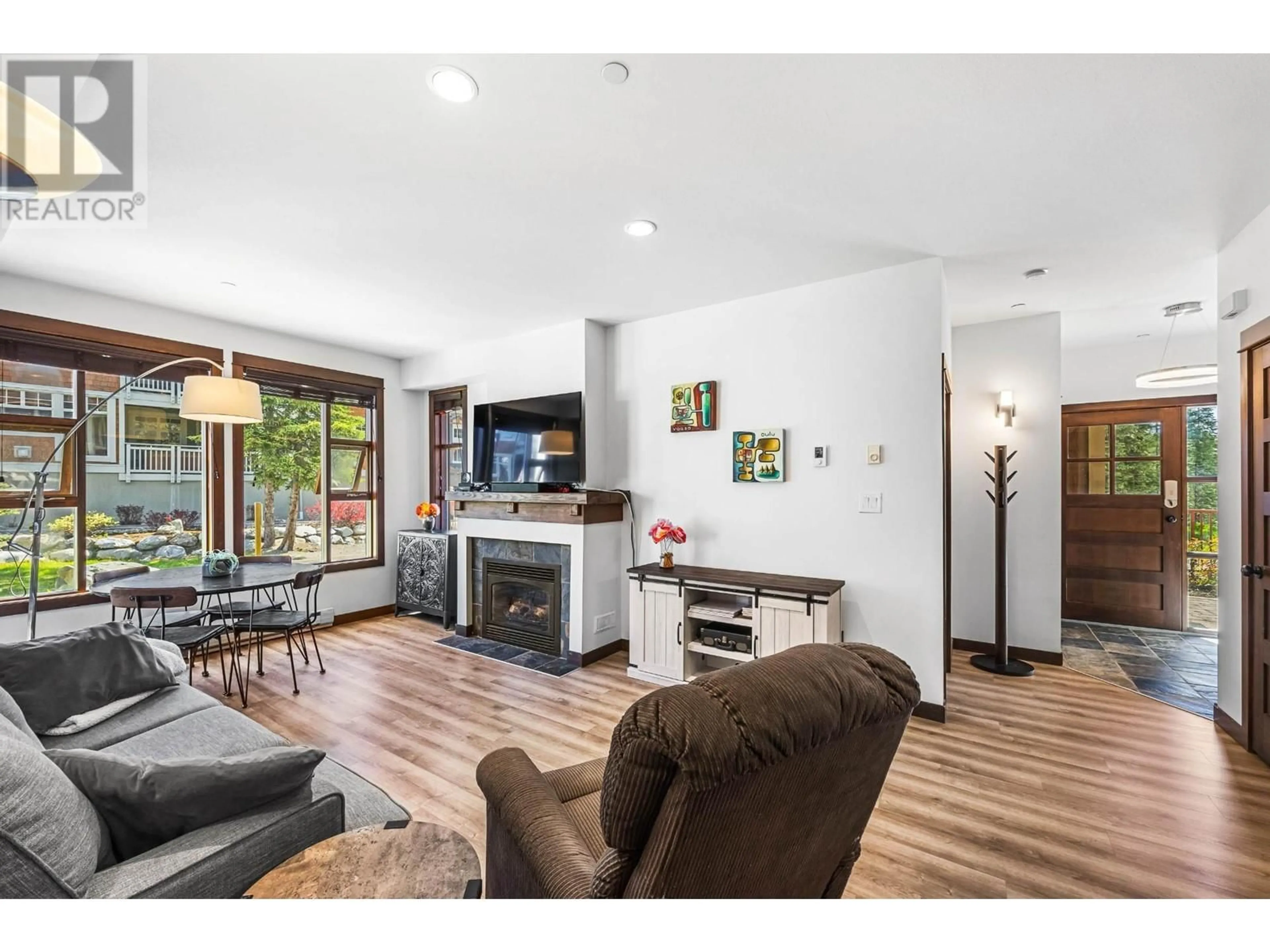 Living room with furniture, wood/laminate floor for 5005 VALLEY Drive Unit# 51, Sun Peaks British Columbia V0E5N0