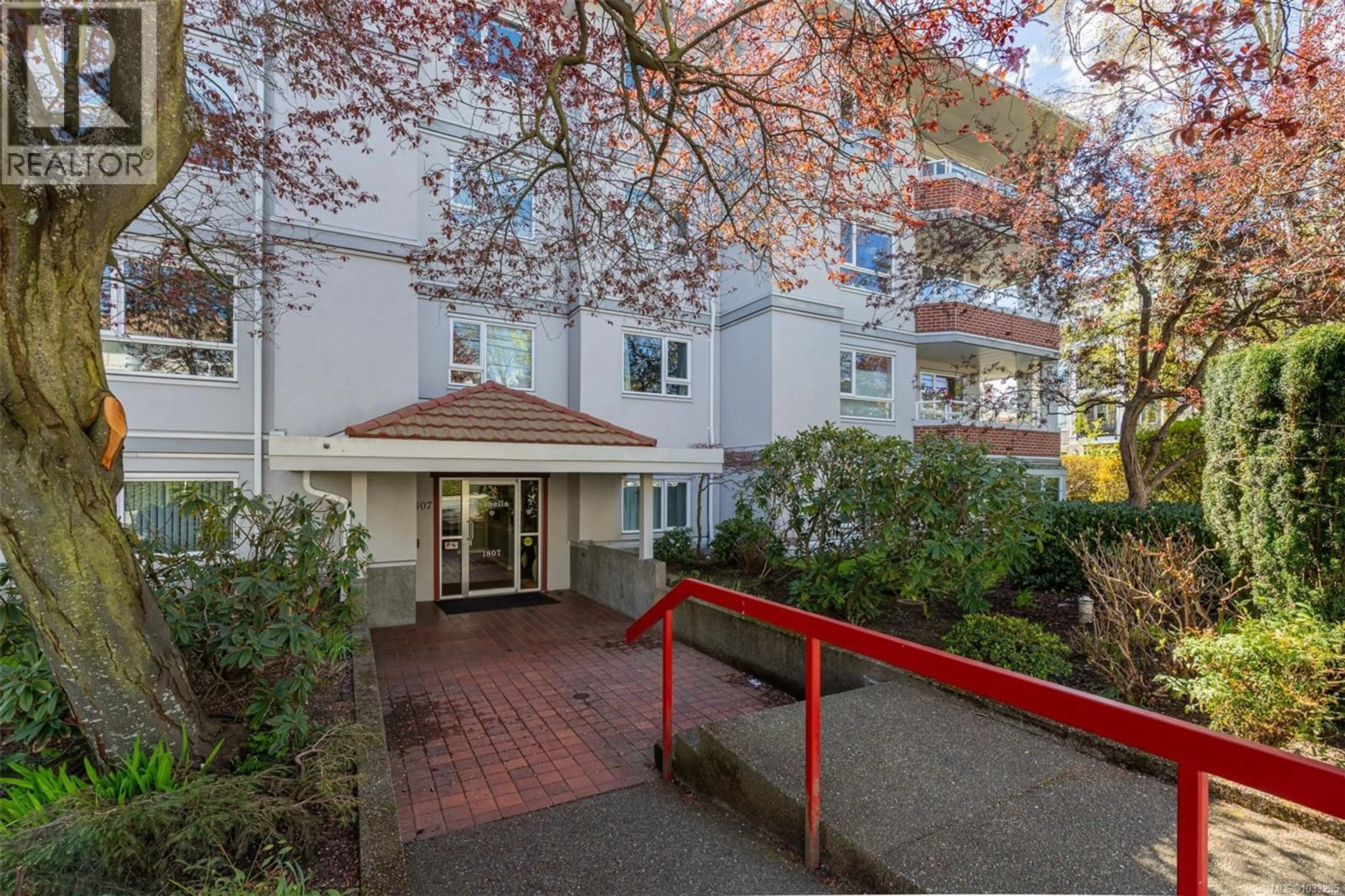 Unknown for 103 - 1807 OAK BAY AVENUE, Victoria British Columbia V8R1C1