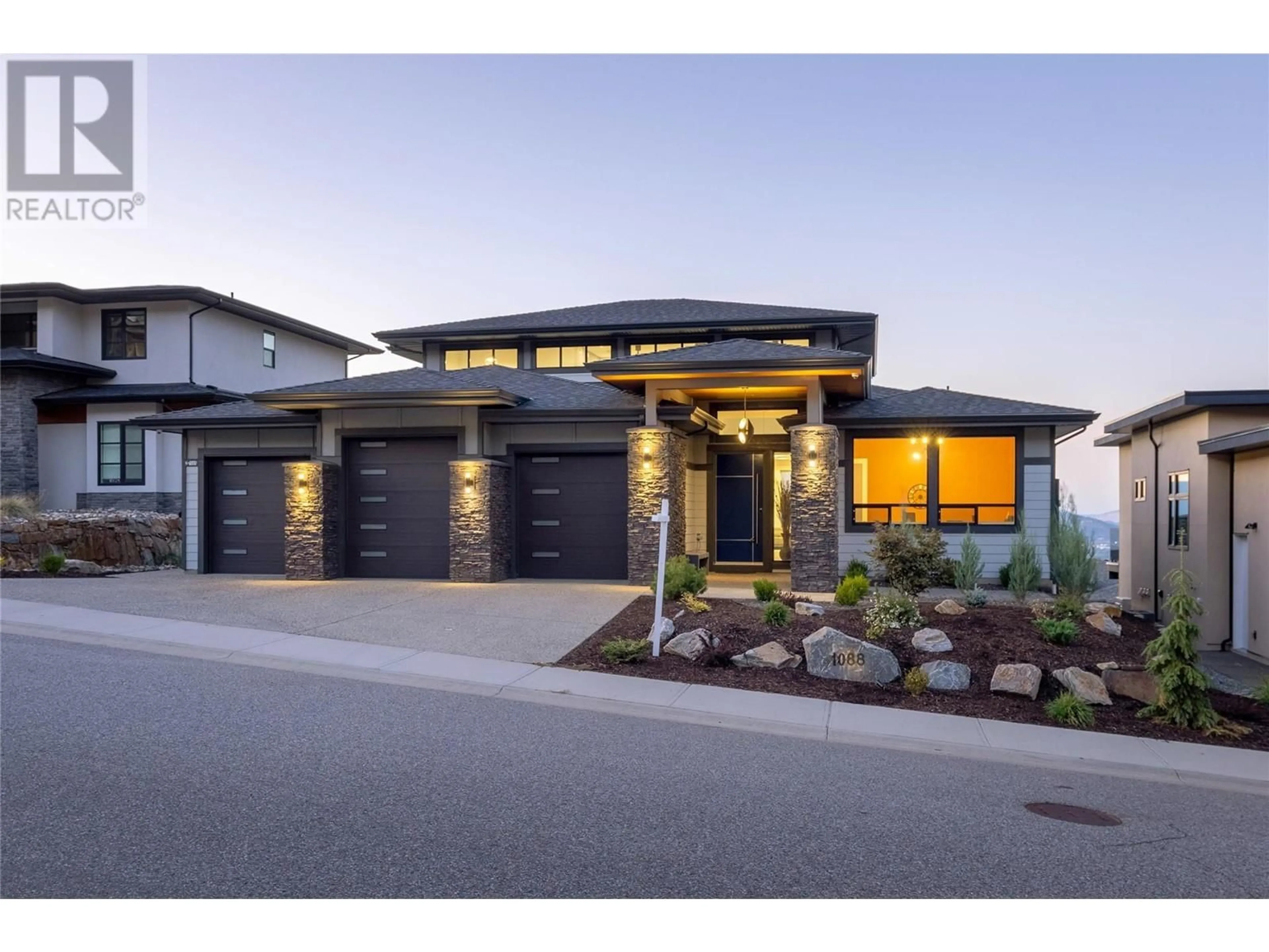Home with brick exterior material, street for 1088 CLARANCE AVENUE, Kelowna British Columbia V1W5M6