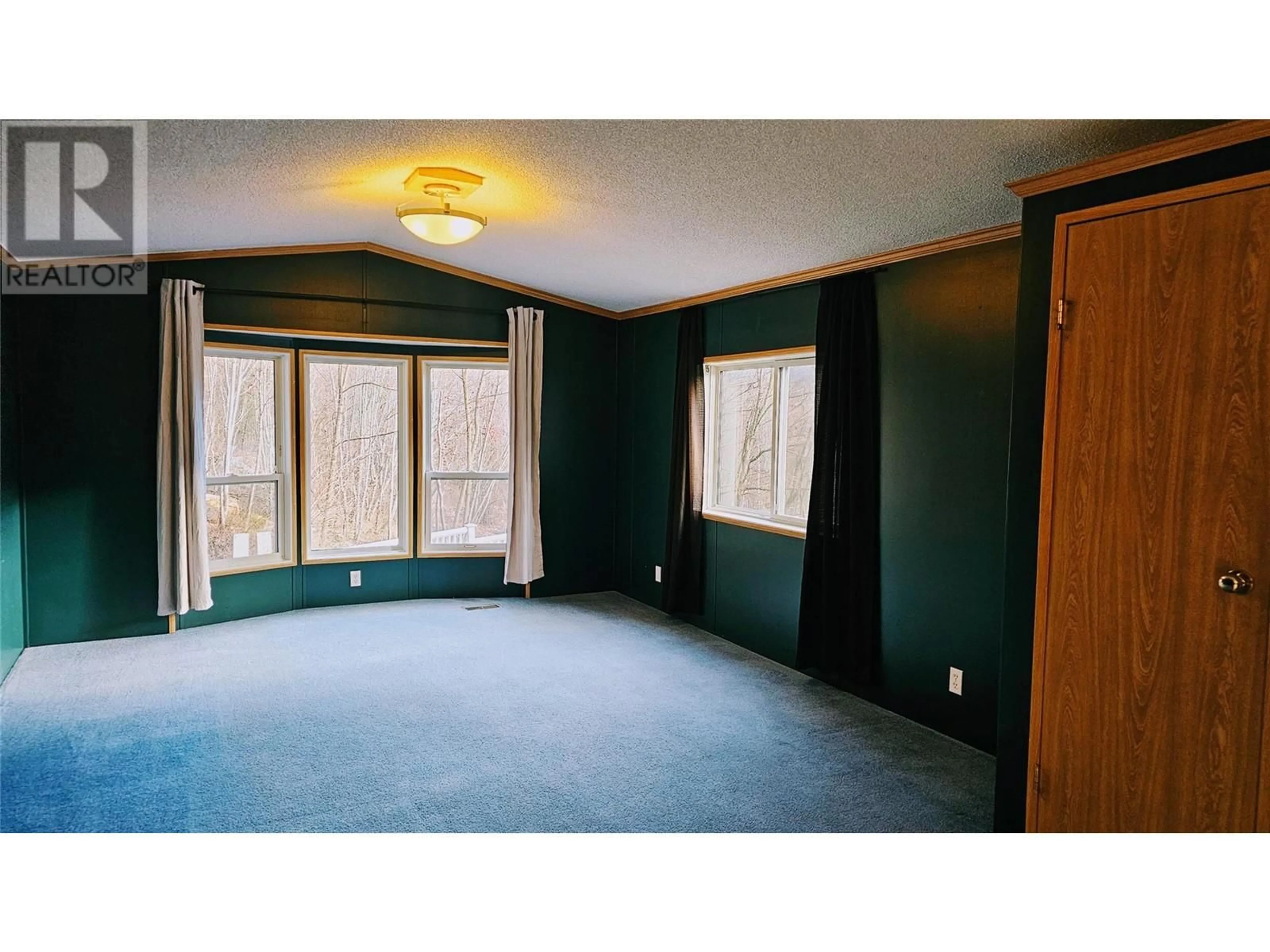 A pic of a room for 739 Hwy 3a Highway Unit# #63, Nelson British Columbia V1L6M5