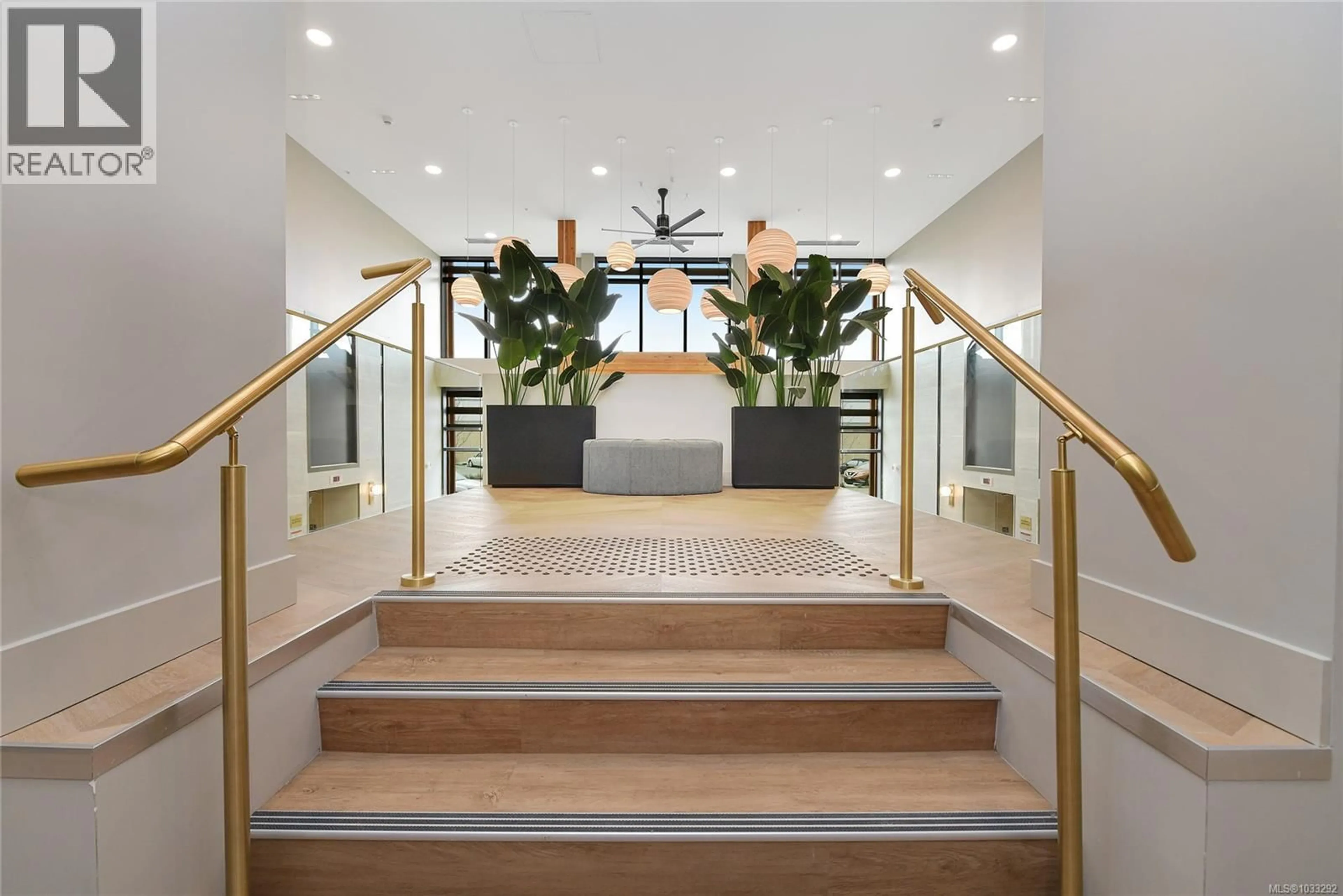 Indoor foyer for 342 - 920 REUNION AVENUE, Langford British Columbia V9B0W8