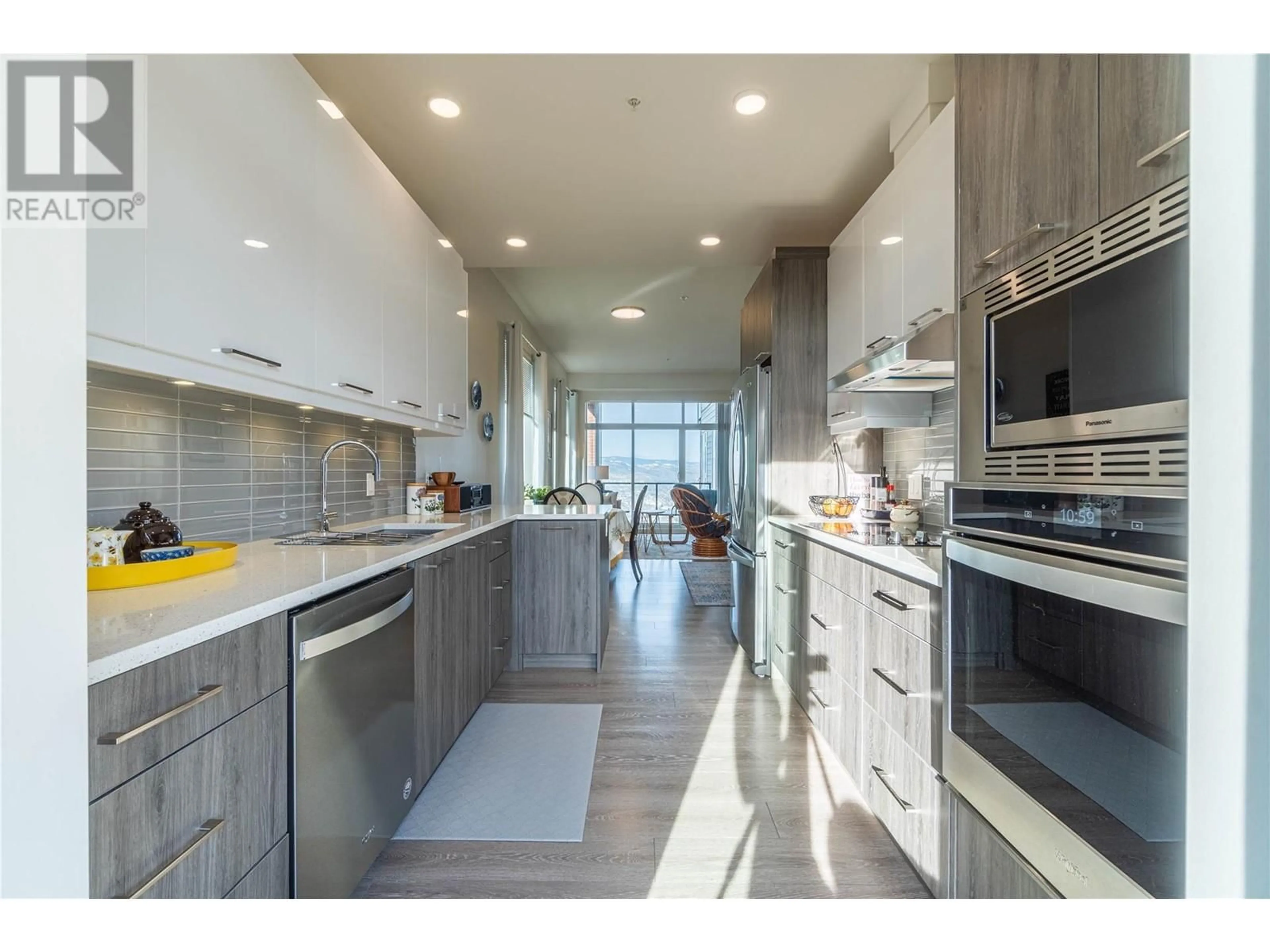 Contemporary kitchen, ceramic/tile floor for 885 UNIVERSITY Drive Unit# 311, Kamloops British Columbia V2C0K2