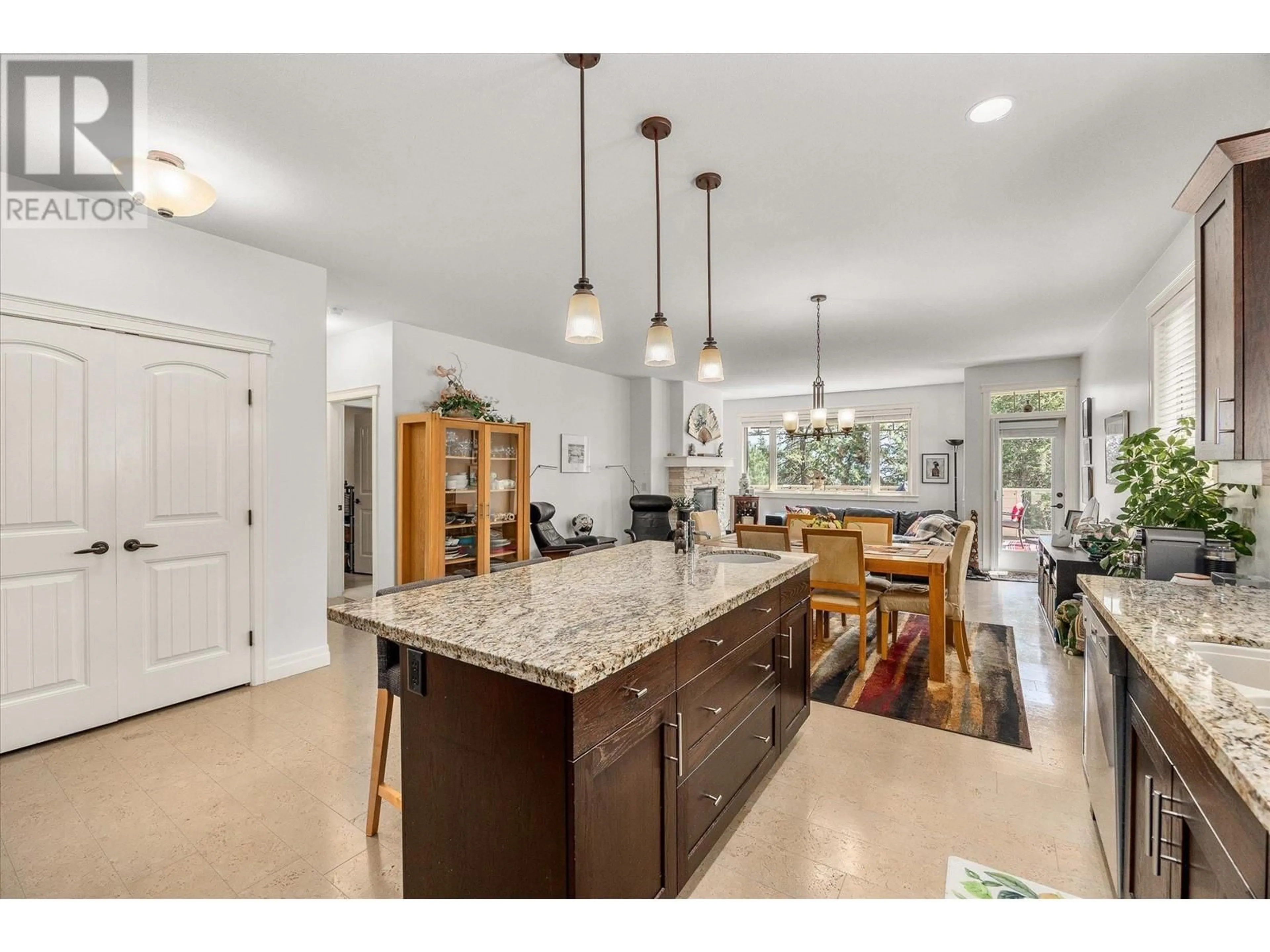 Open concept kitchen, ceramic/tile floor for 14 - 2283 SHANNON HEIGHTS COURT, West Kelowna British Columbia V4T3B9