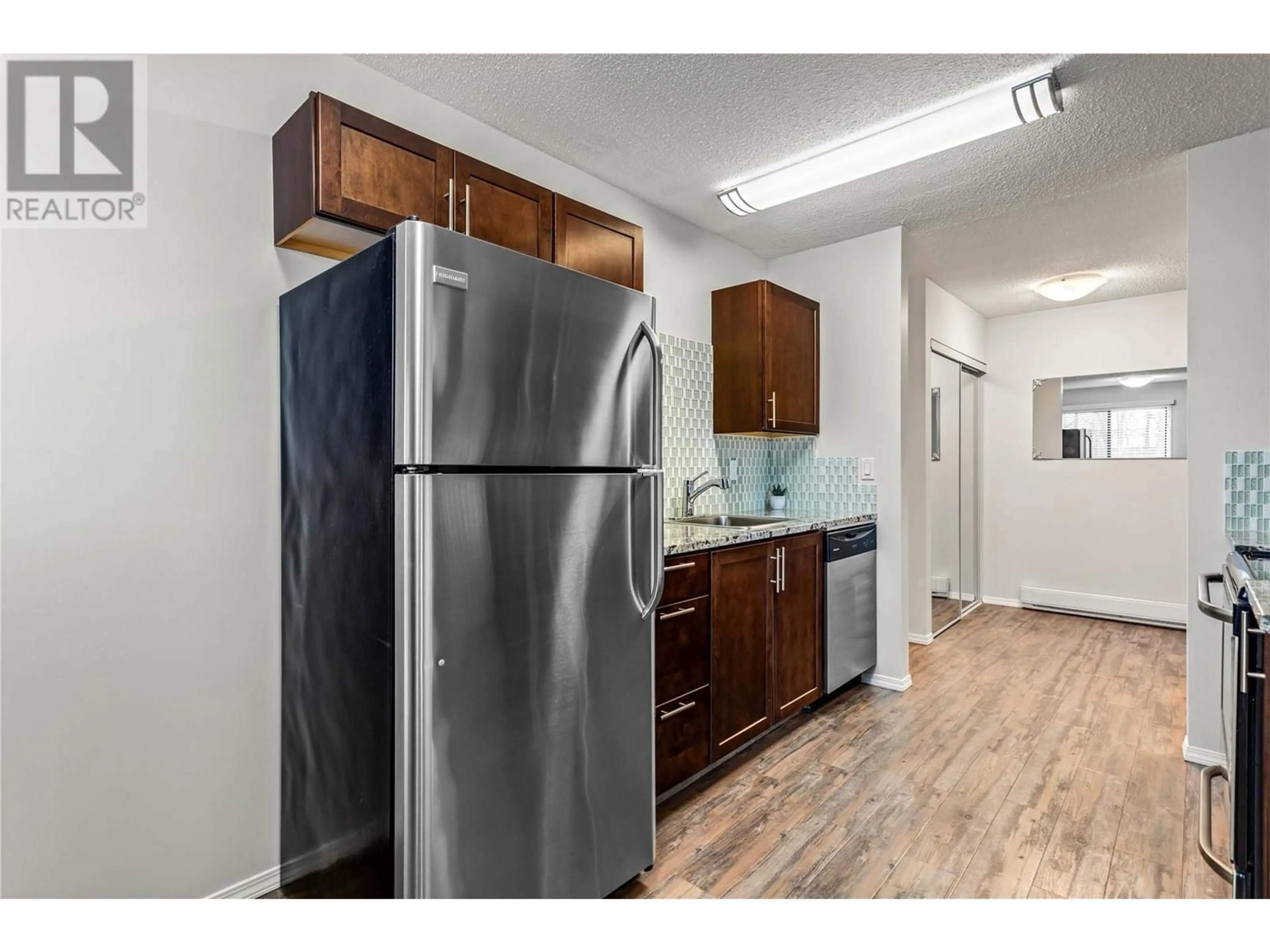 Standard kitchen, unknown for 445 Holbrook Road Unit# 11, Kelowna British Columbia V1X1S4