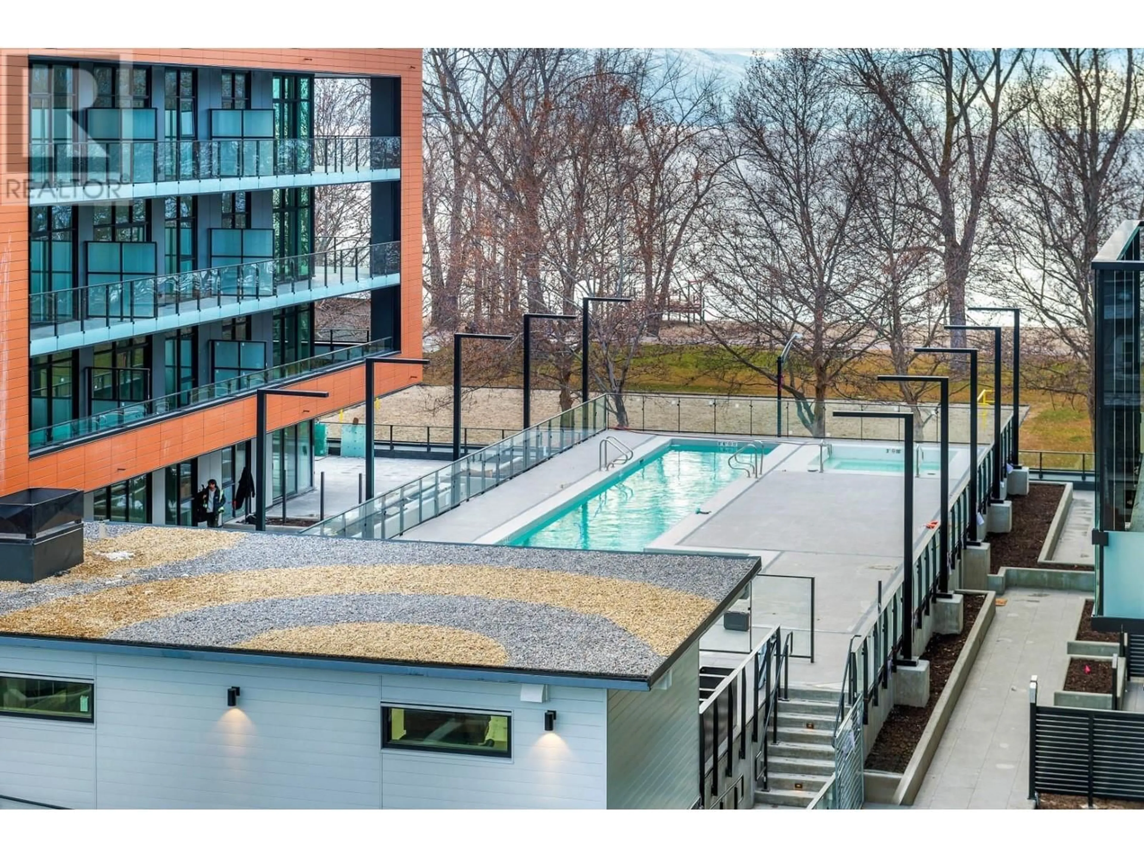 Pool for N508 - 3389 LAKESHORE ROAD, Kelowna British Columbia V1W2R5