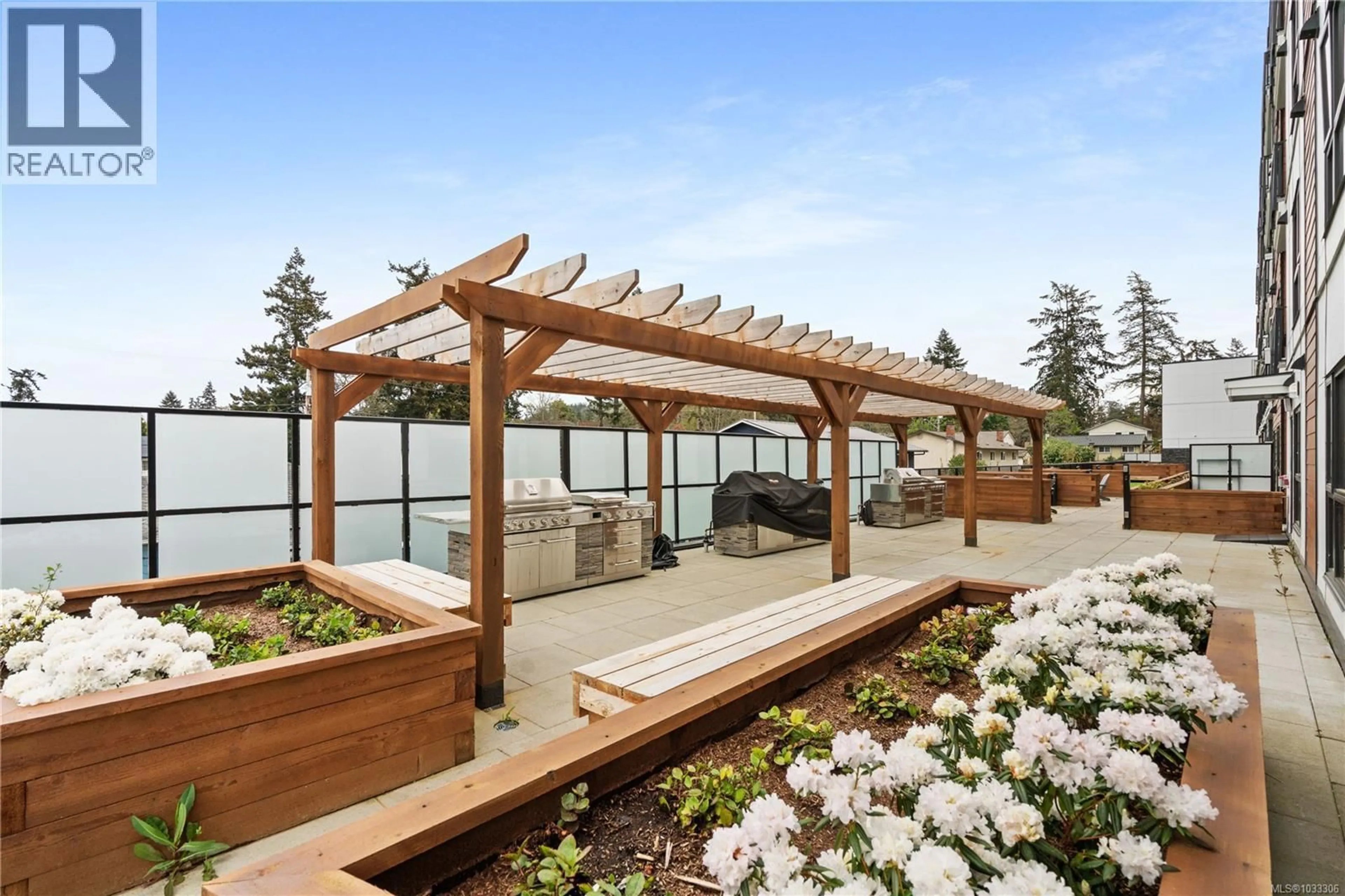 Patio, water/lake/river/ocean view for 509 - 2629 MILLSTREAM ROAD, Langford British Columbia V9B3R8