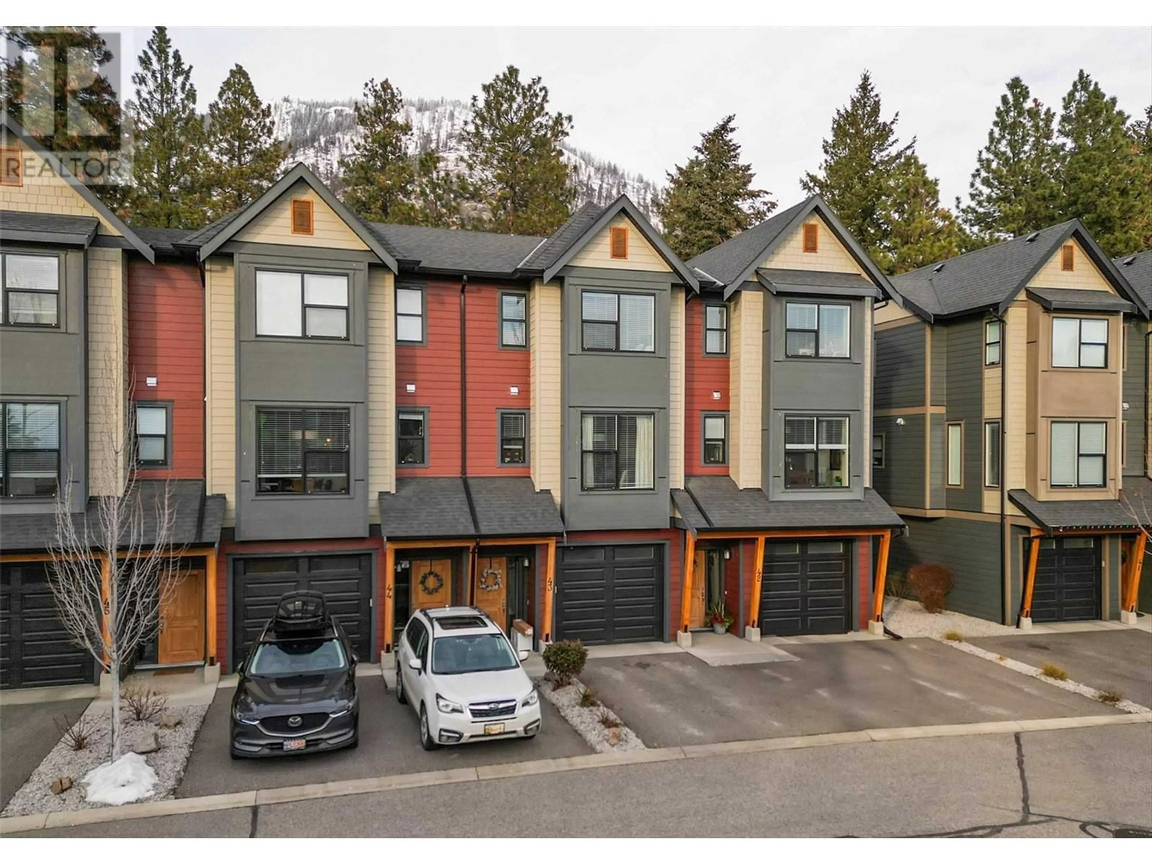 A pic from outside/outdoor area/front of a property/back of a property/a pic from drone, street for 2490 Tuscany Drive Unit# 43, West Kelowna British Columbia V4T3M4