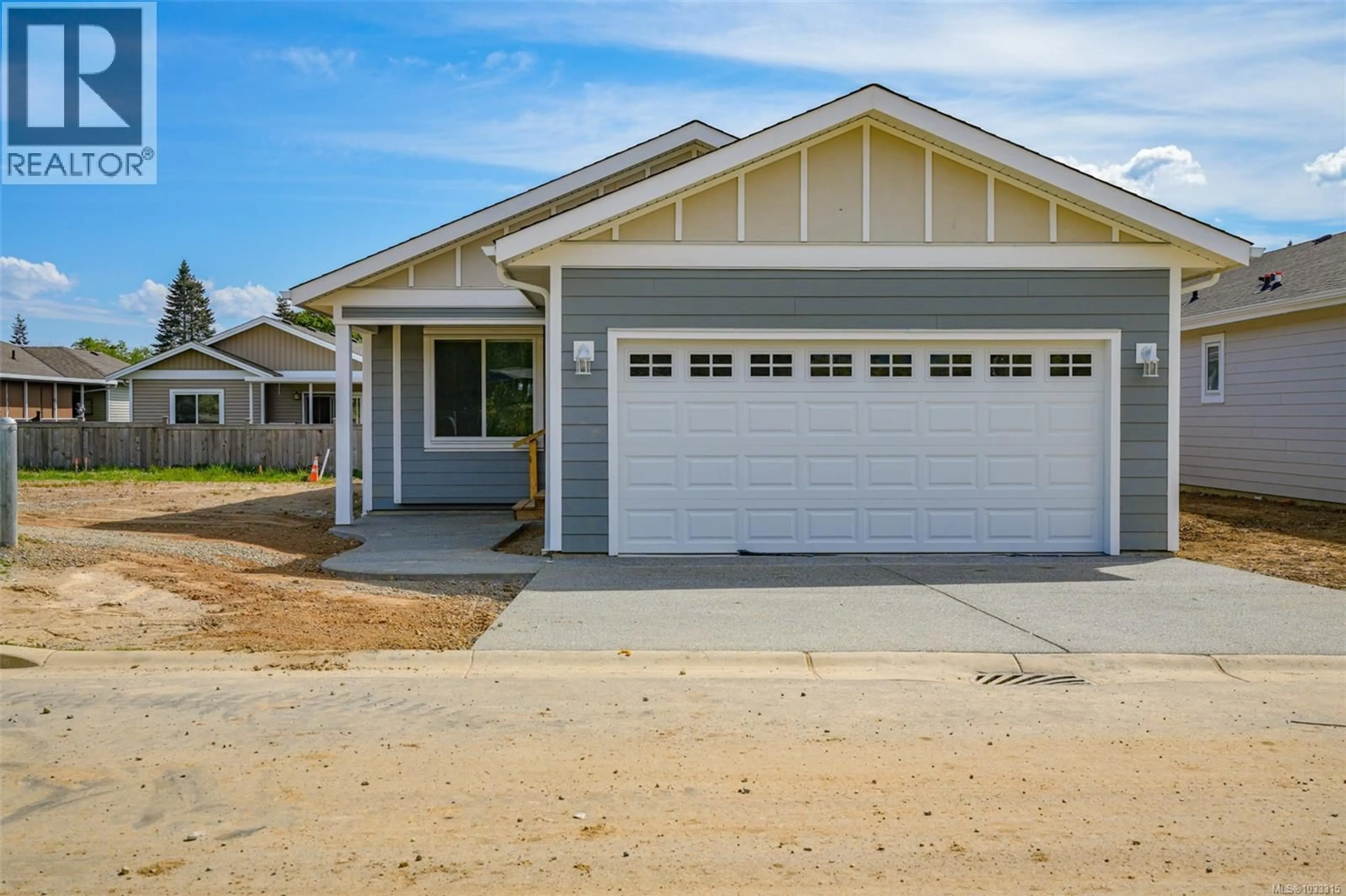Home with vinyl exterior material, street for 204 - 5700 PIERCE ROAD, Port Alberni British Columbia V9Y0A3