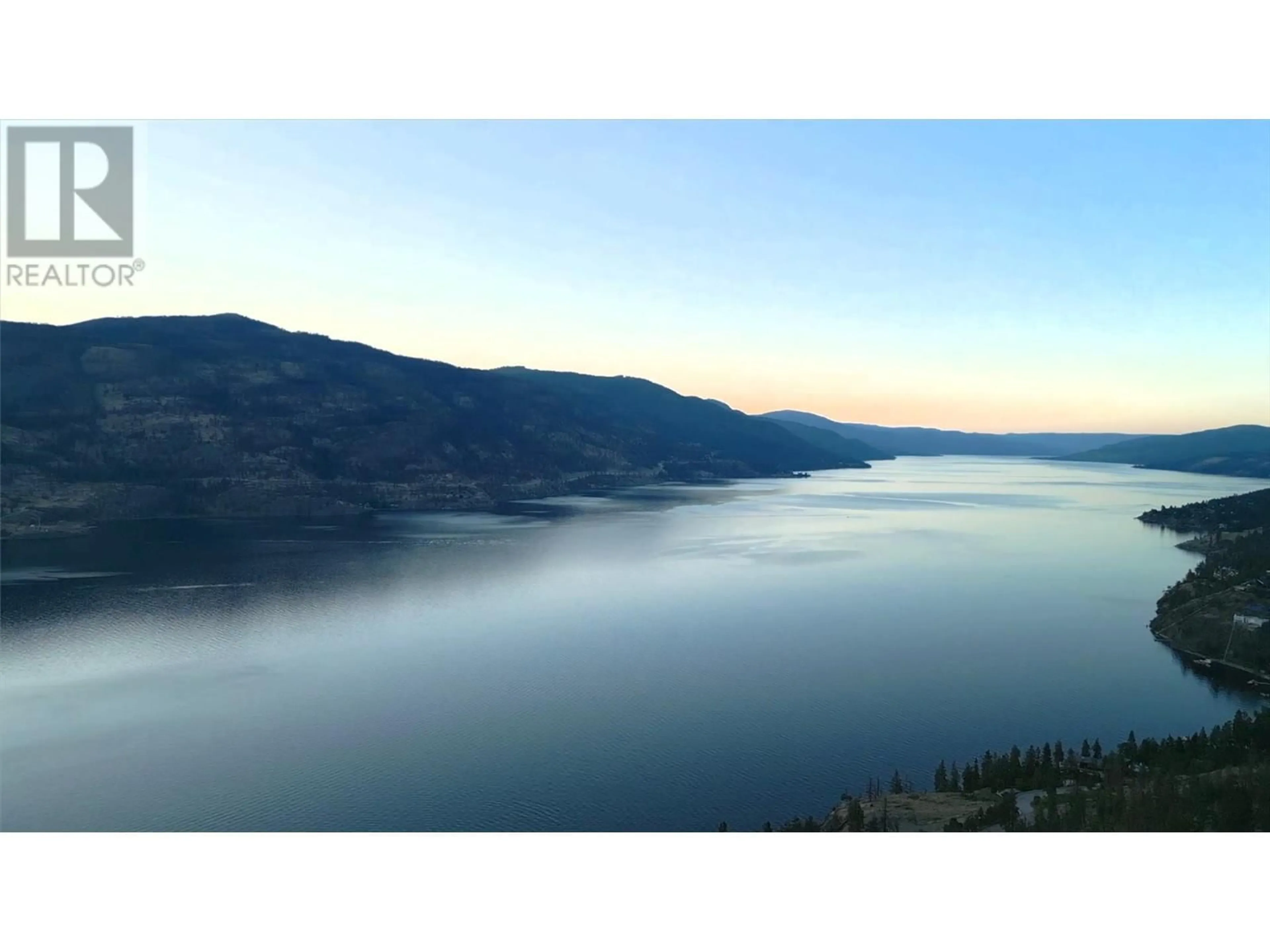 Blurry image for 150 BOPPART COURT, Kelowna British Columbia V1V1G4