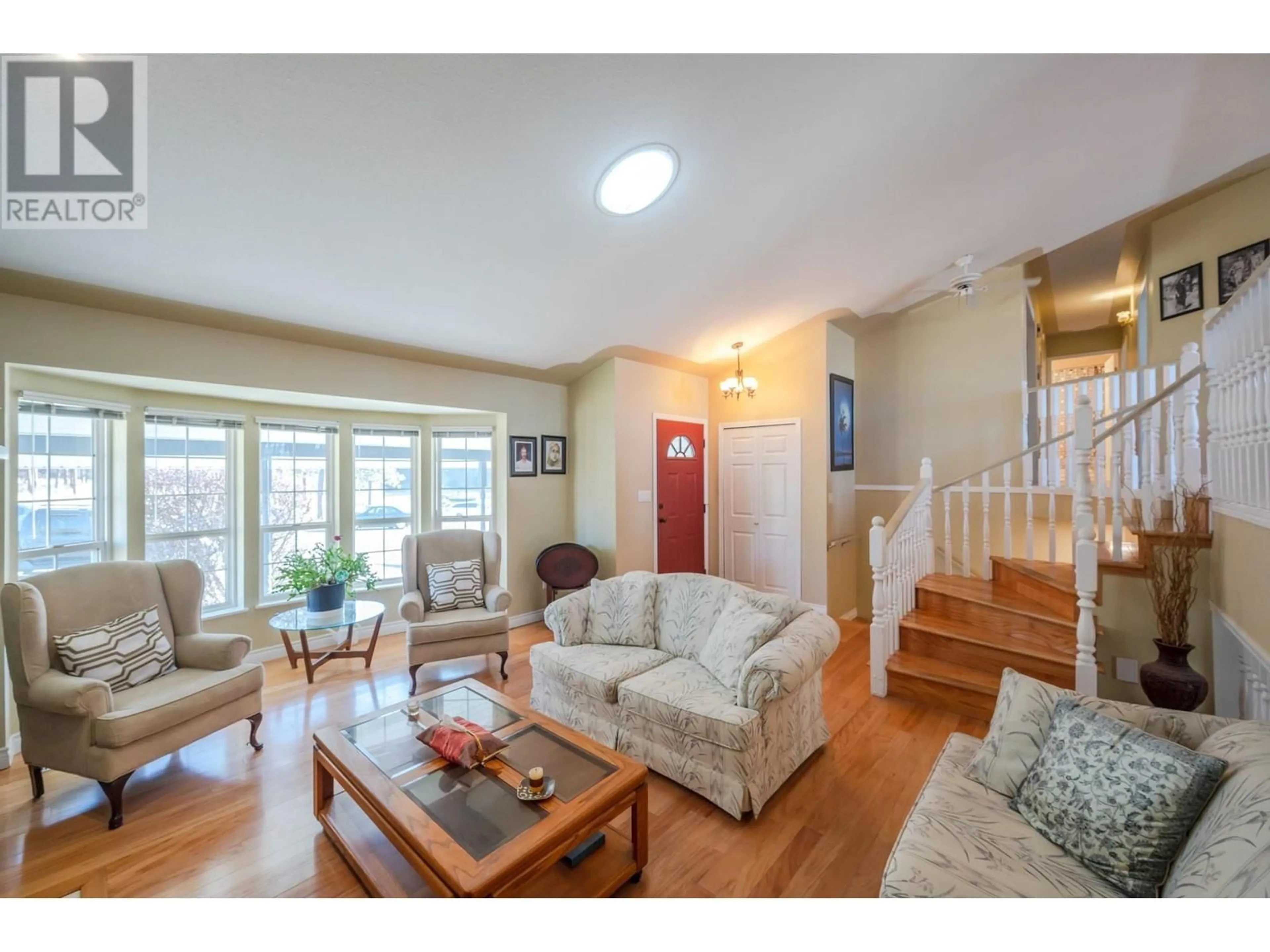 Living room with furniture, unknown for 621 WILTSE BOULEVARD, Penticton British Columbia V2A8J2