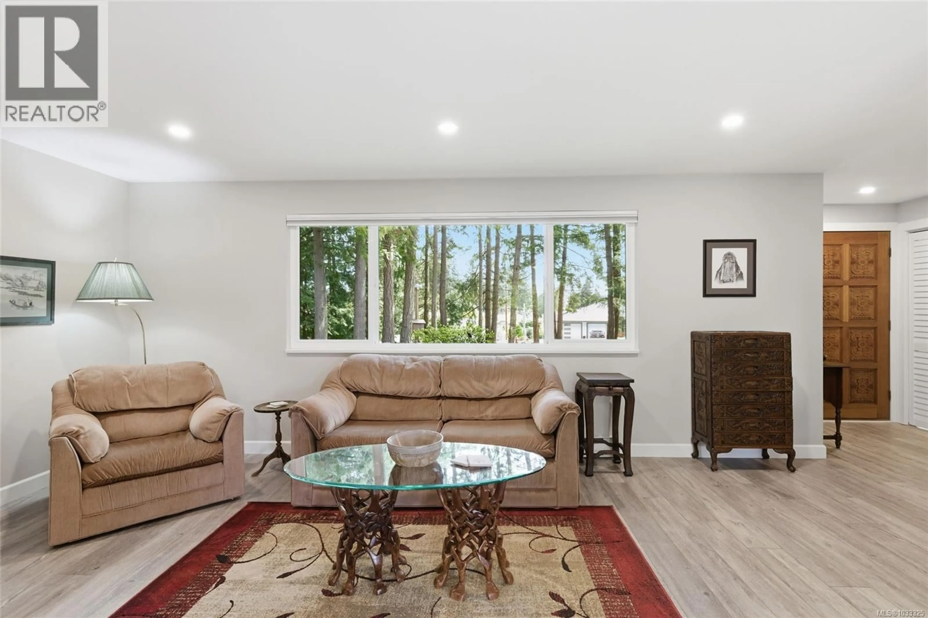Living room with furniture, unknown for 1599 ARBUTUS DRIVE, Nanoose Bay British Columbia V9P9C8