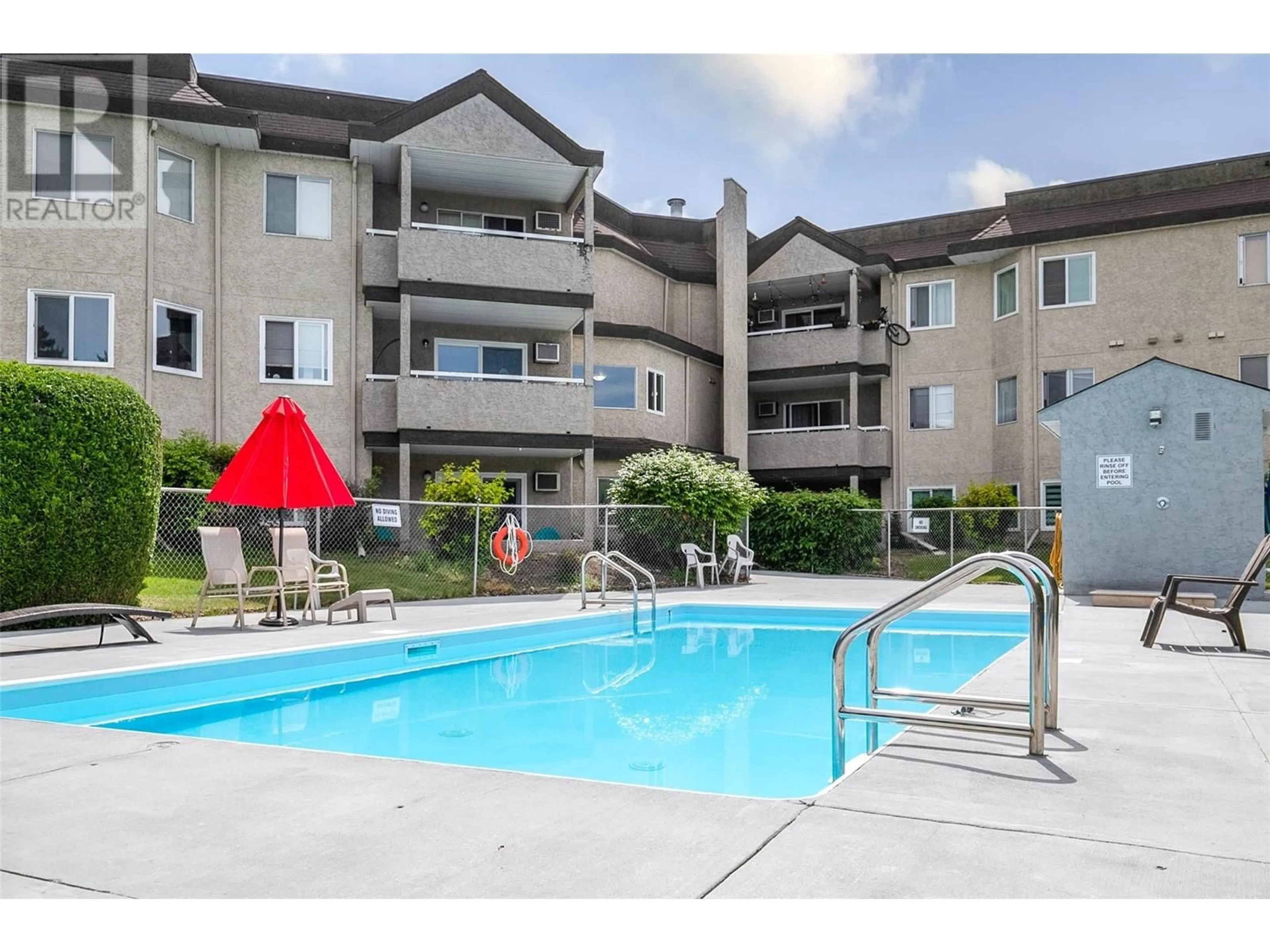 Pool for 190 - 3854 GORDON DRIVE, Kelowna British Columbia V1W3G4