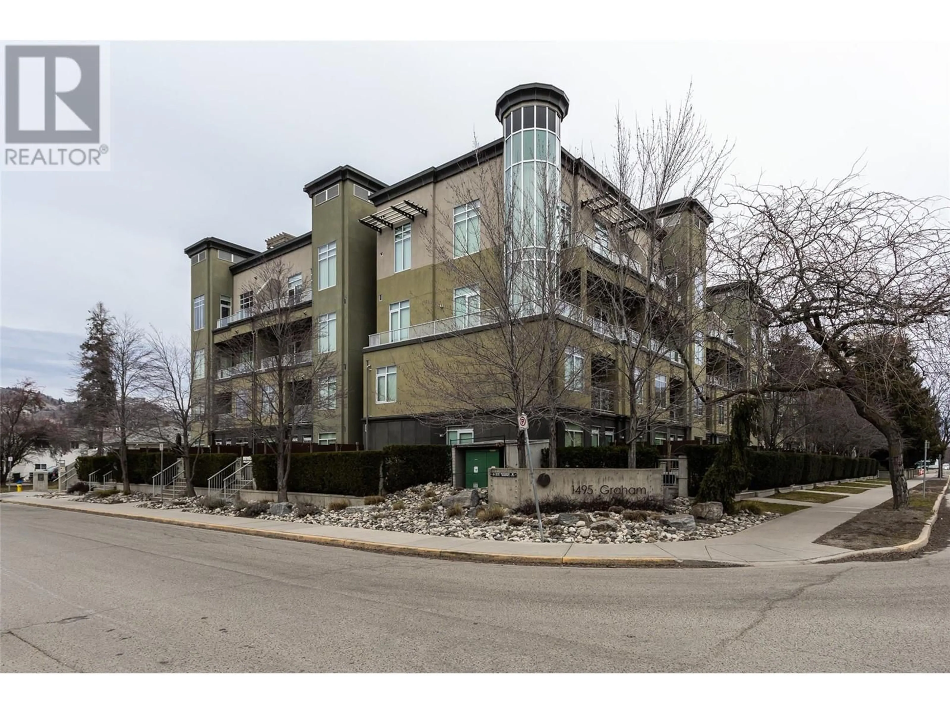 Unknown for 401 - 1495 GRAHAM STREET, Kelowna British Columbia V1Y3B2