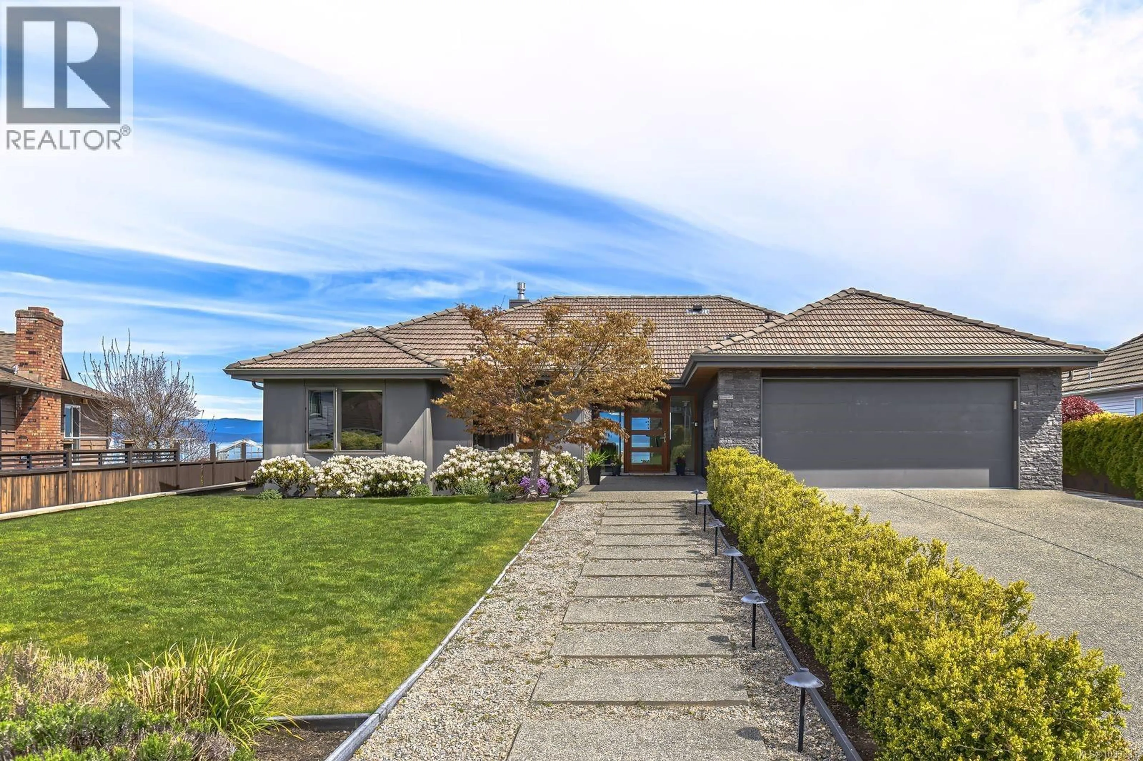 A pic from outside/outdoor area/front of a property/back of a property/a pic from drone, water/lake/river/ocean view for 1701 ADMIRAL TRYON BOULEVARD, French Creek British Columbia V9P1Y1