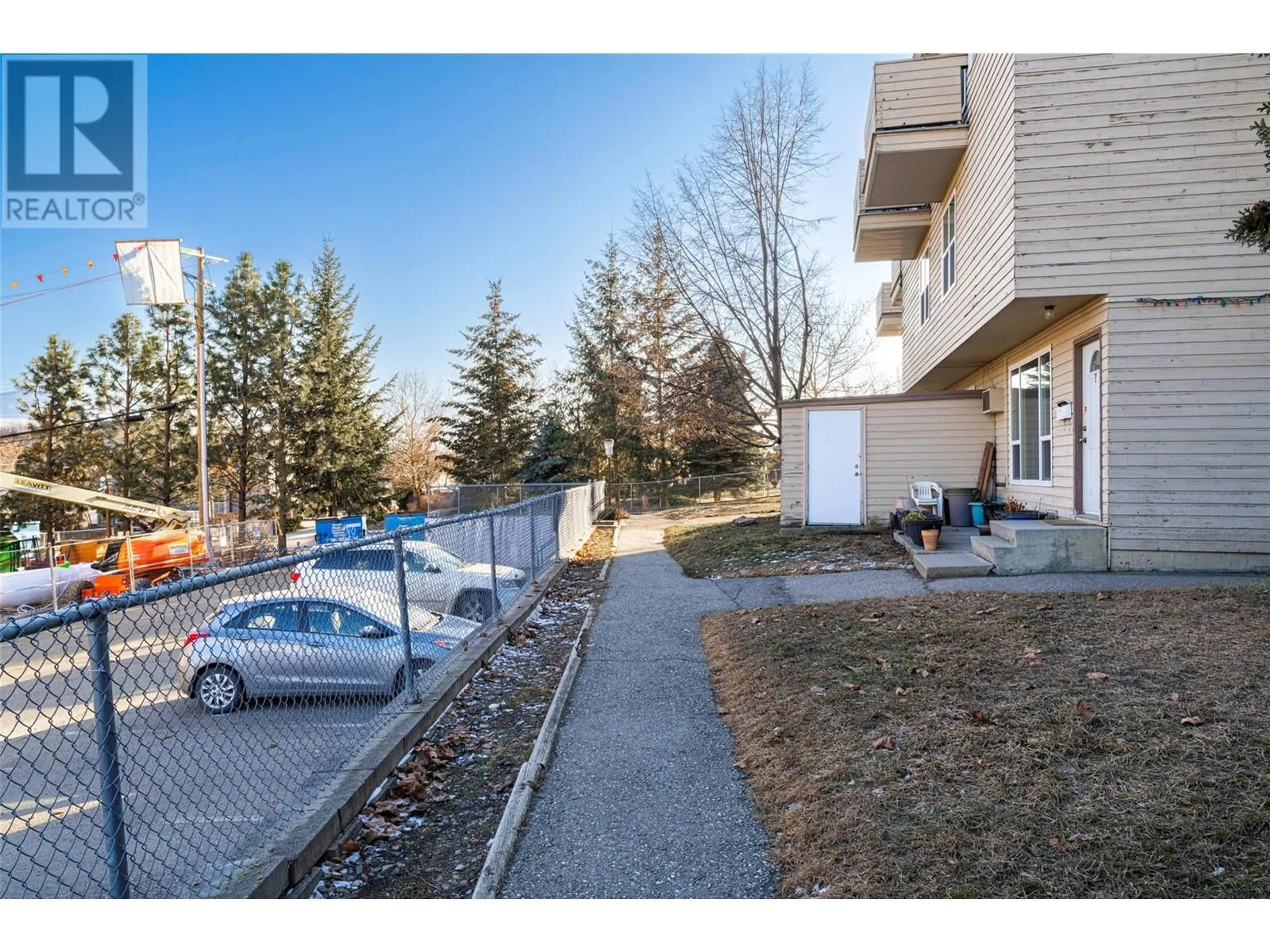 Patio, unknown for 3800 40 Avenue Unit# 13, Vernon British Columbia V1T6S3