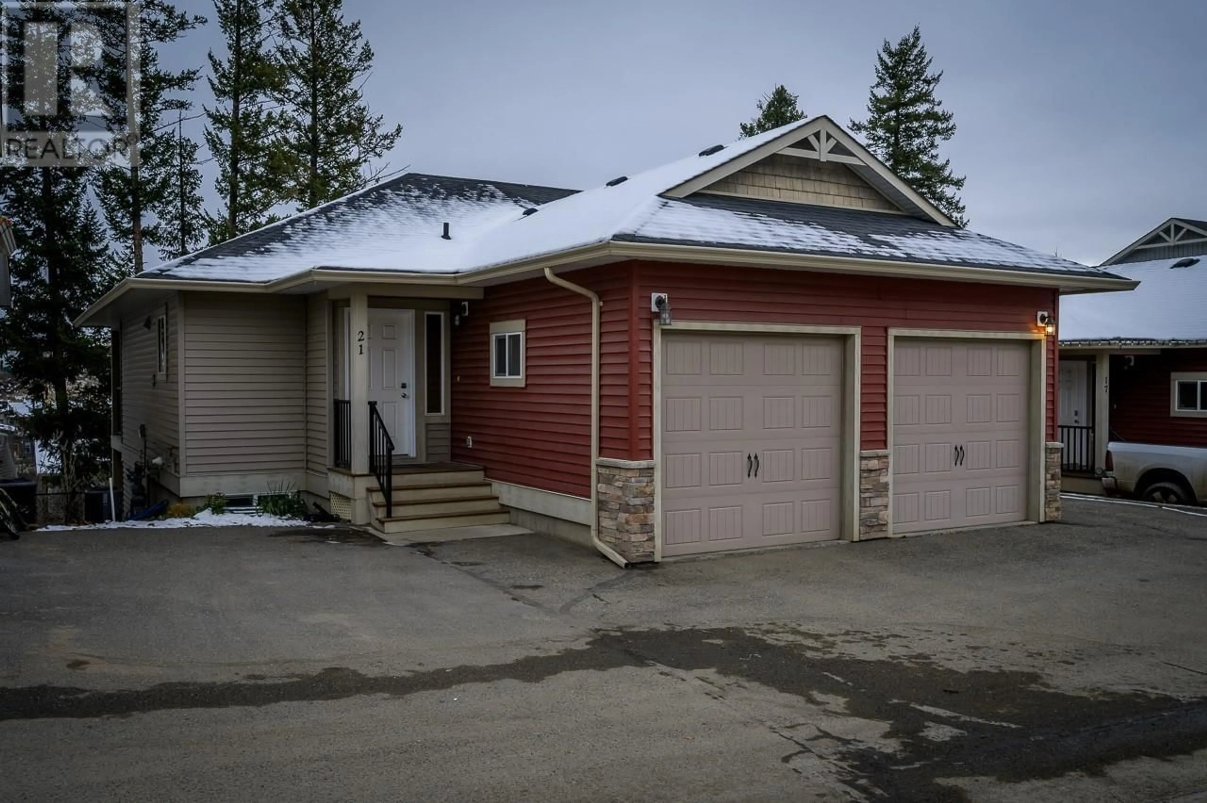 Indoor garage for 1900 Hugh Allan Drive Unit# 21, Kamloops British Columbia V1S0A8