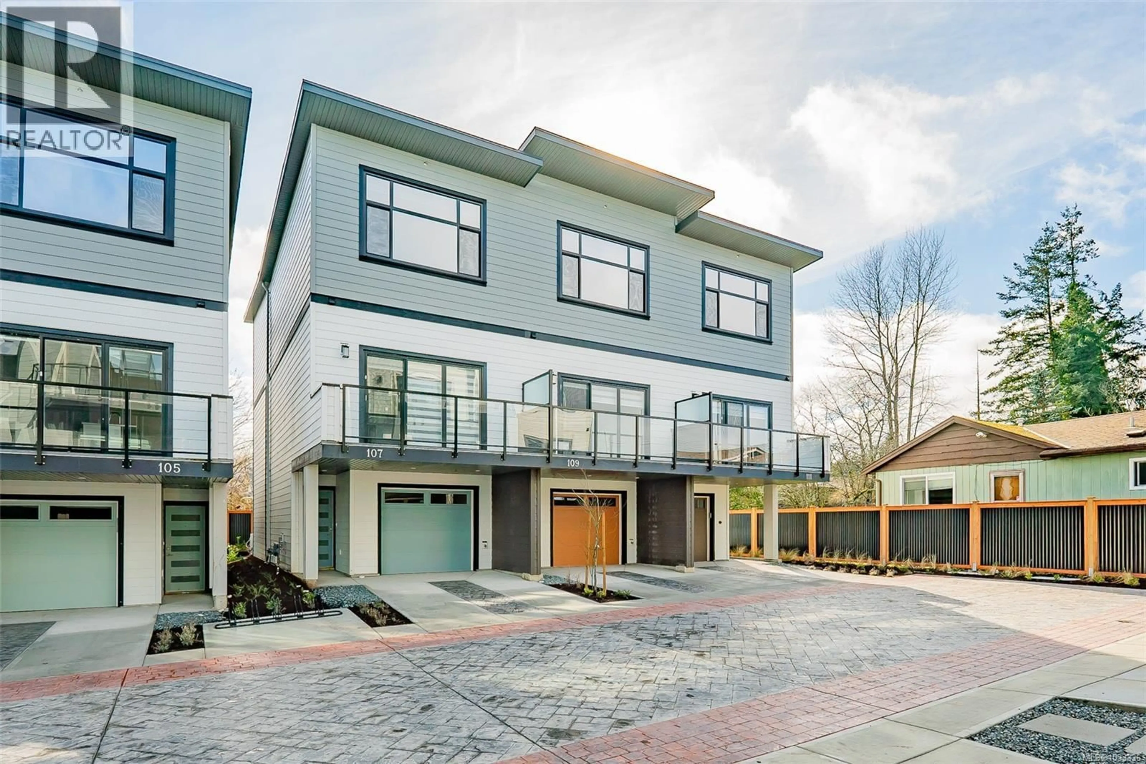 Home with brick exterior material, street for 109 - 1615 NORTHFIELD ROAD, Nanaimo British Columbia V9S5A8