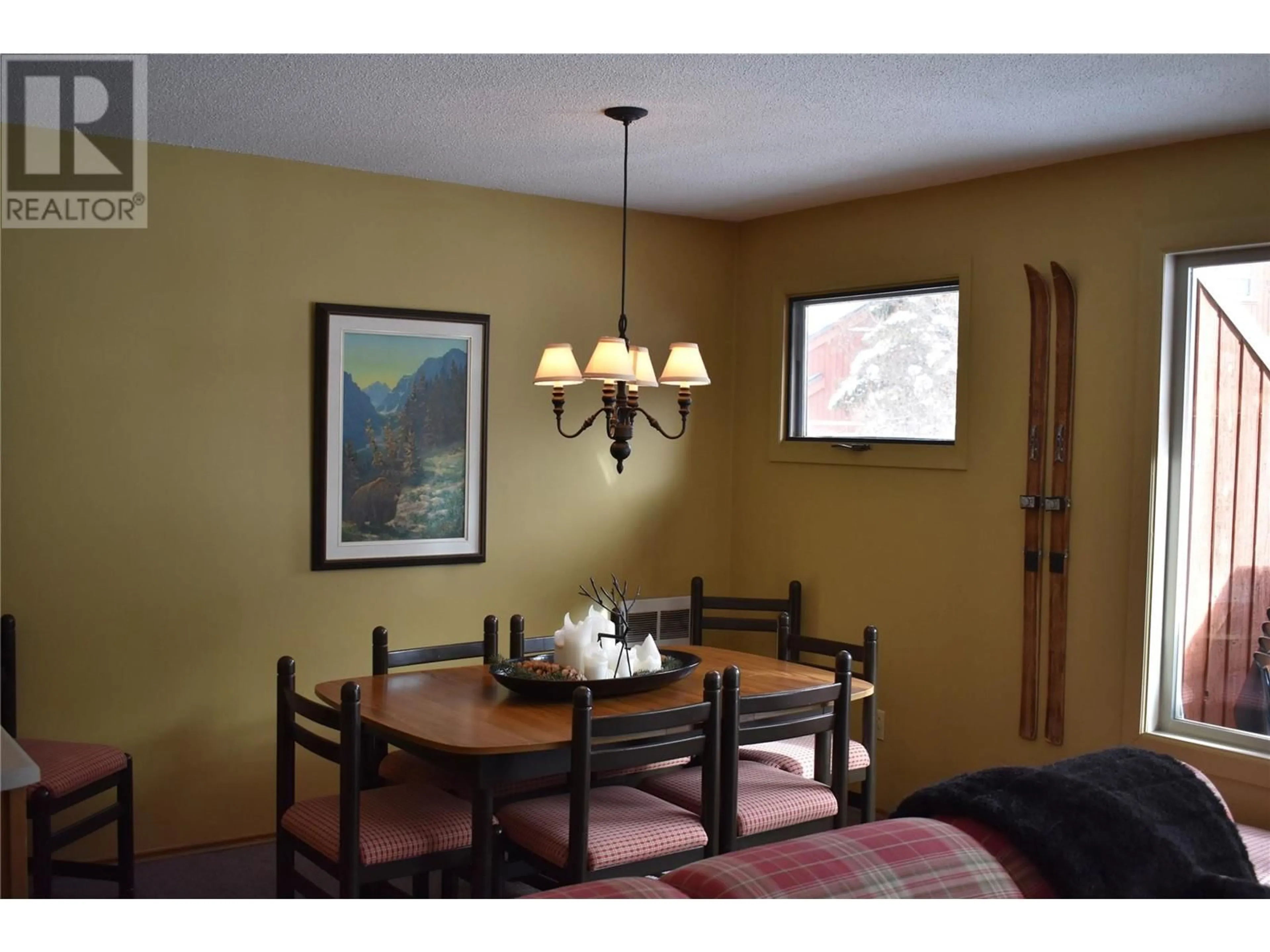 Dining room, wood/laminate floor for 2030 Panorama Drive Unit# 707, Panorama Mountain British Columbia V0A1T0