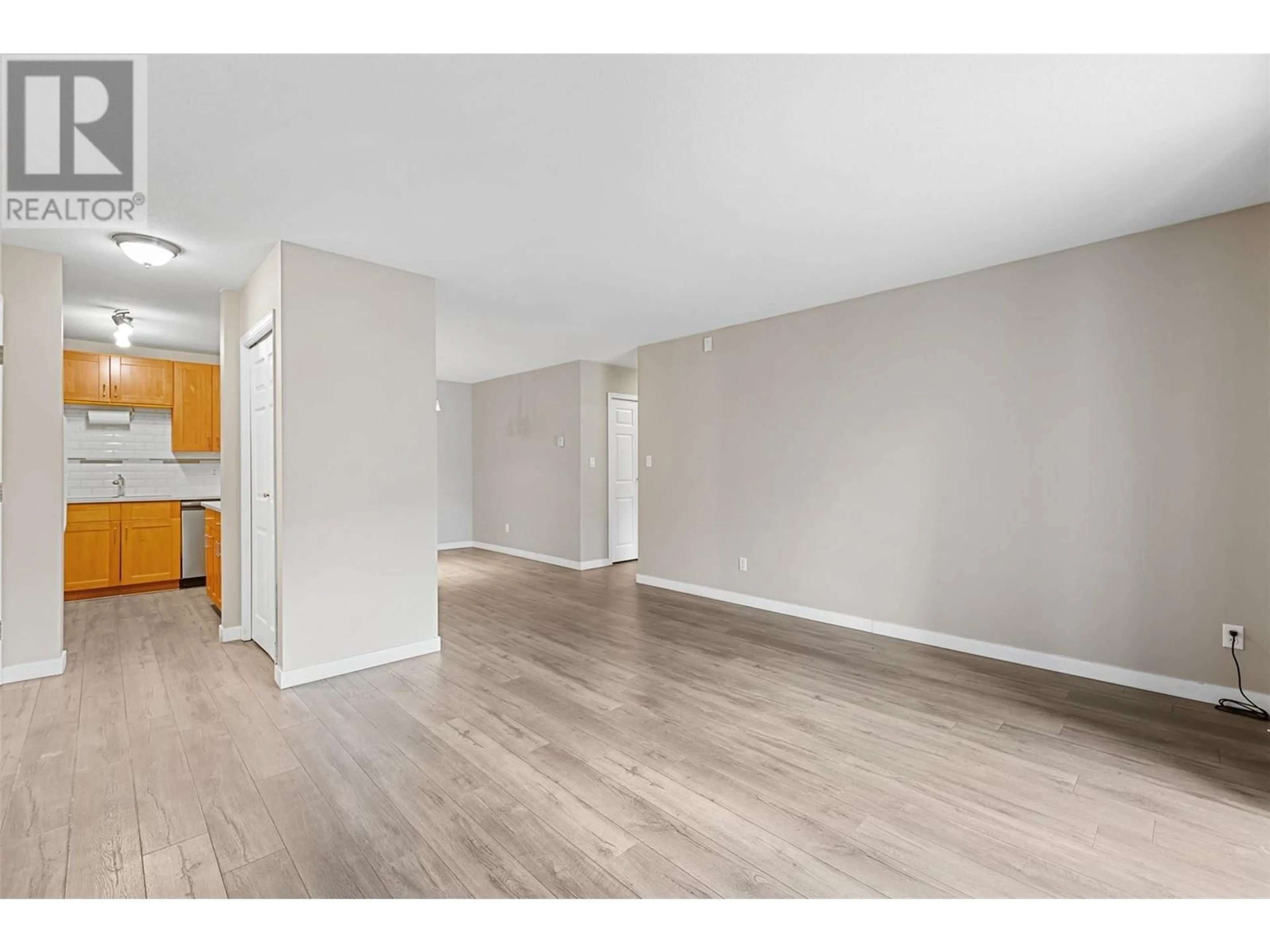 A pic of a room for 735 Cook Road Unit# 104B, Kelowna British Columbia V1W3G6