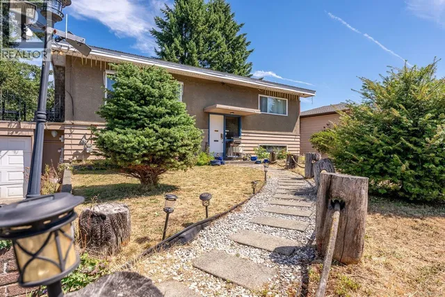 4732 OAKRIDGE DRIVE, Courtenay 5