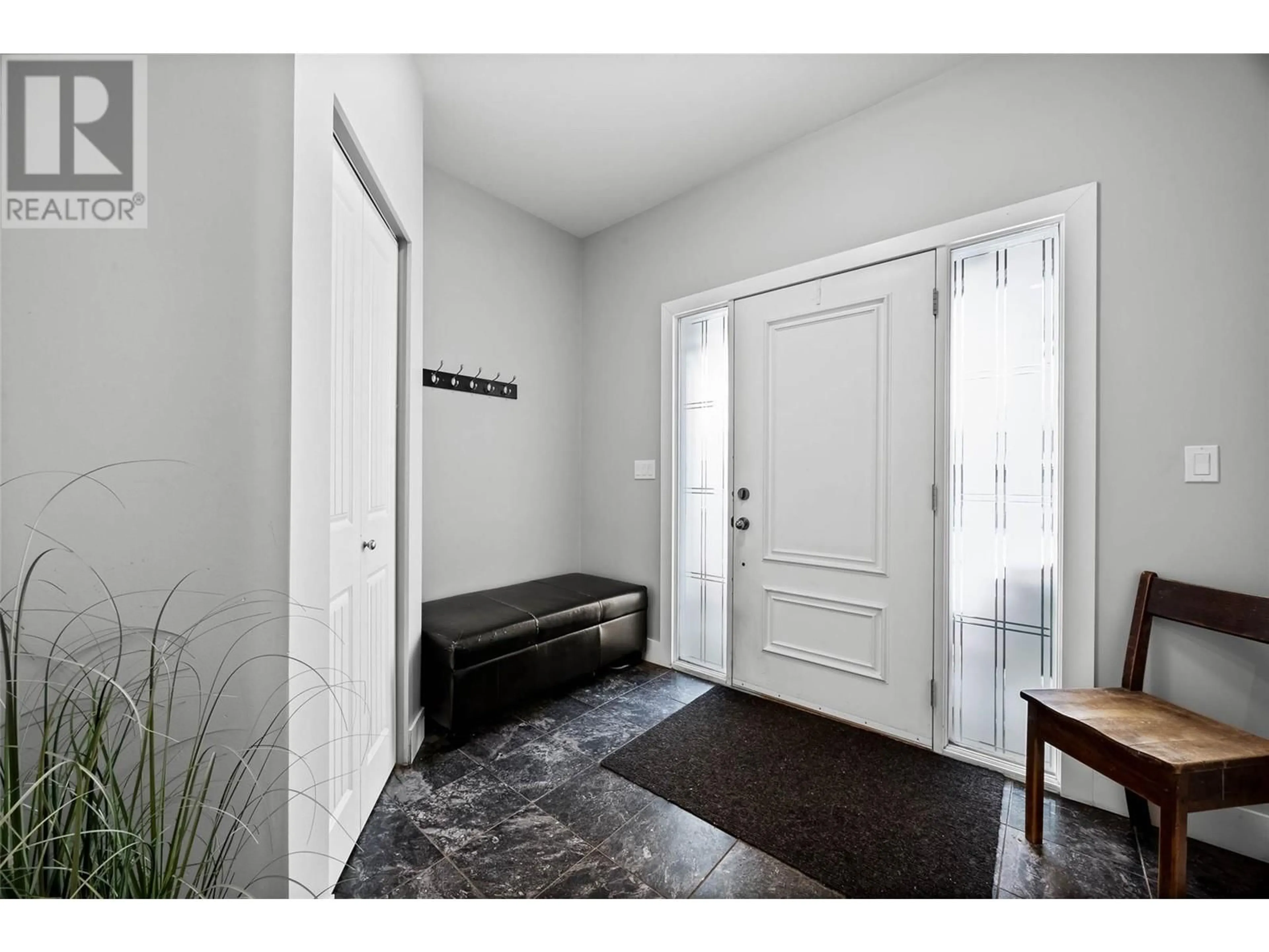 Indoor entryway for 1550 Bann Street, Merritt British Columbia V1K1P7