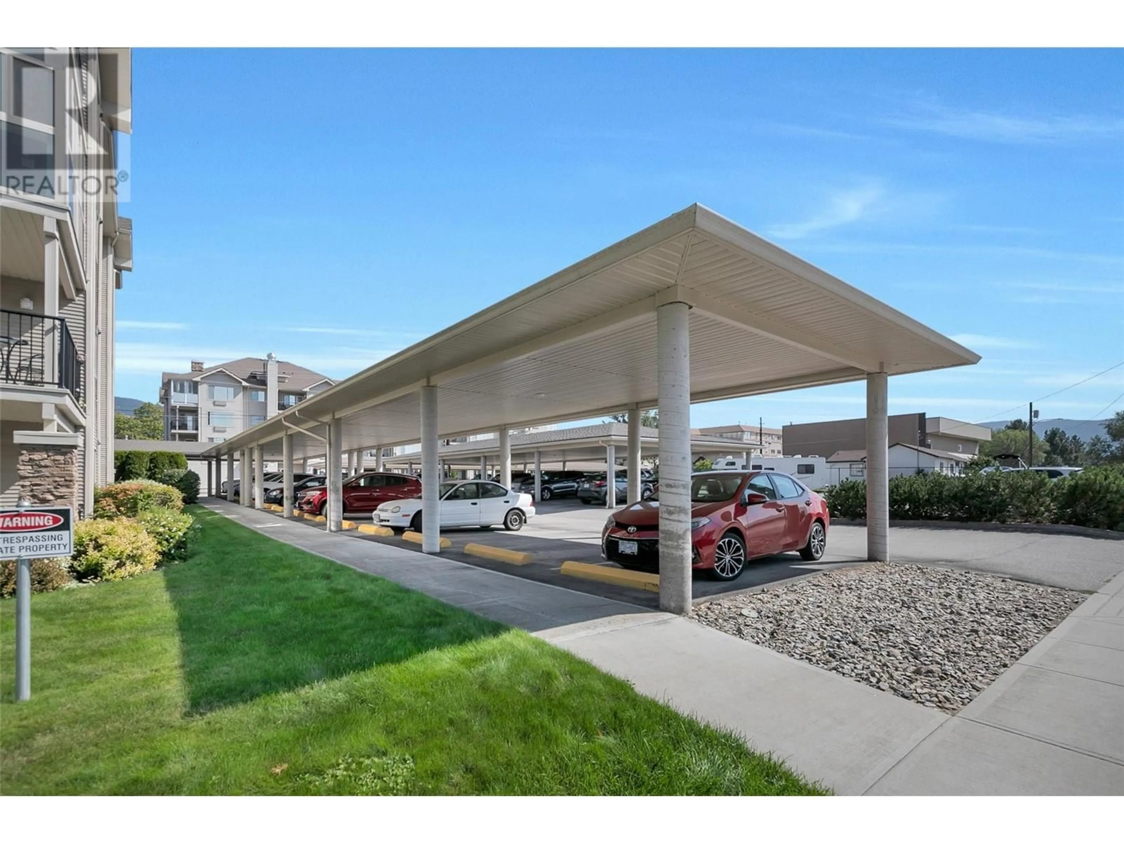 Indoor garage for 306 - 265 FROELICH ROAD, Kelowna British Columbia V1X3M6