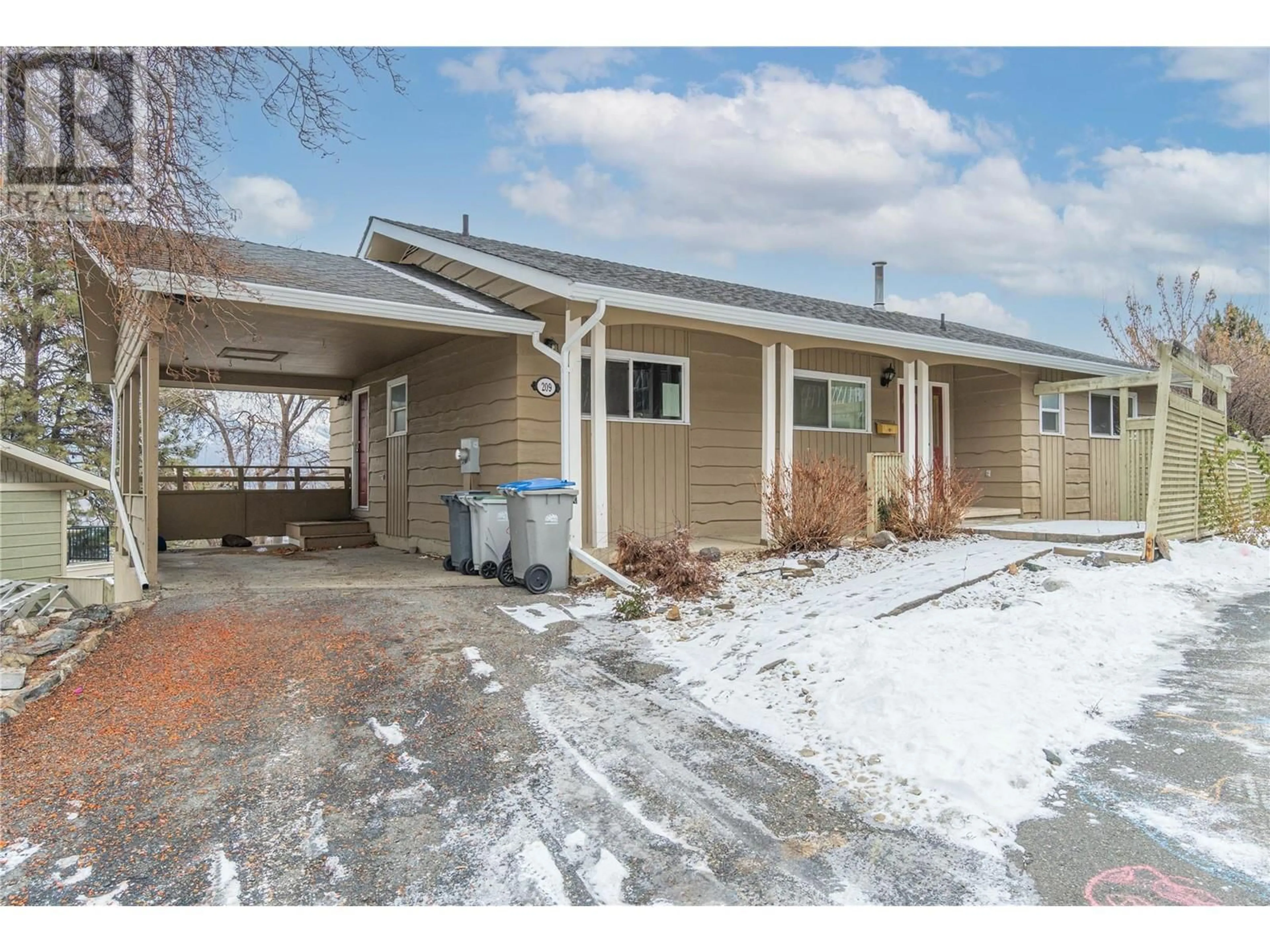 Unknown for 209 BESTWICK CRT E COURT, Kamloops British Columbia V2C1R9