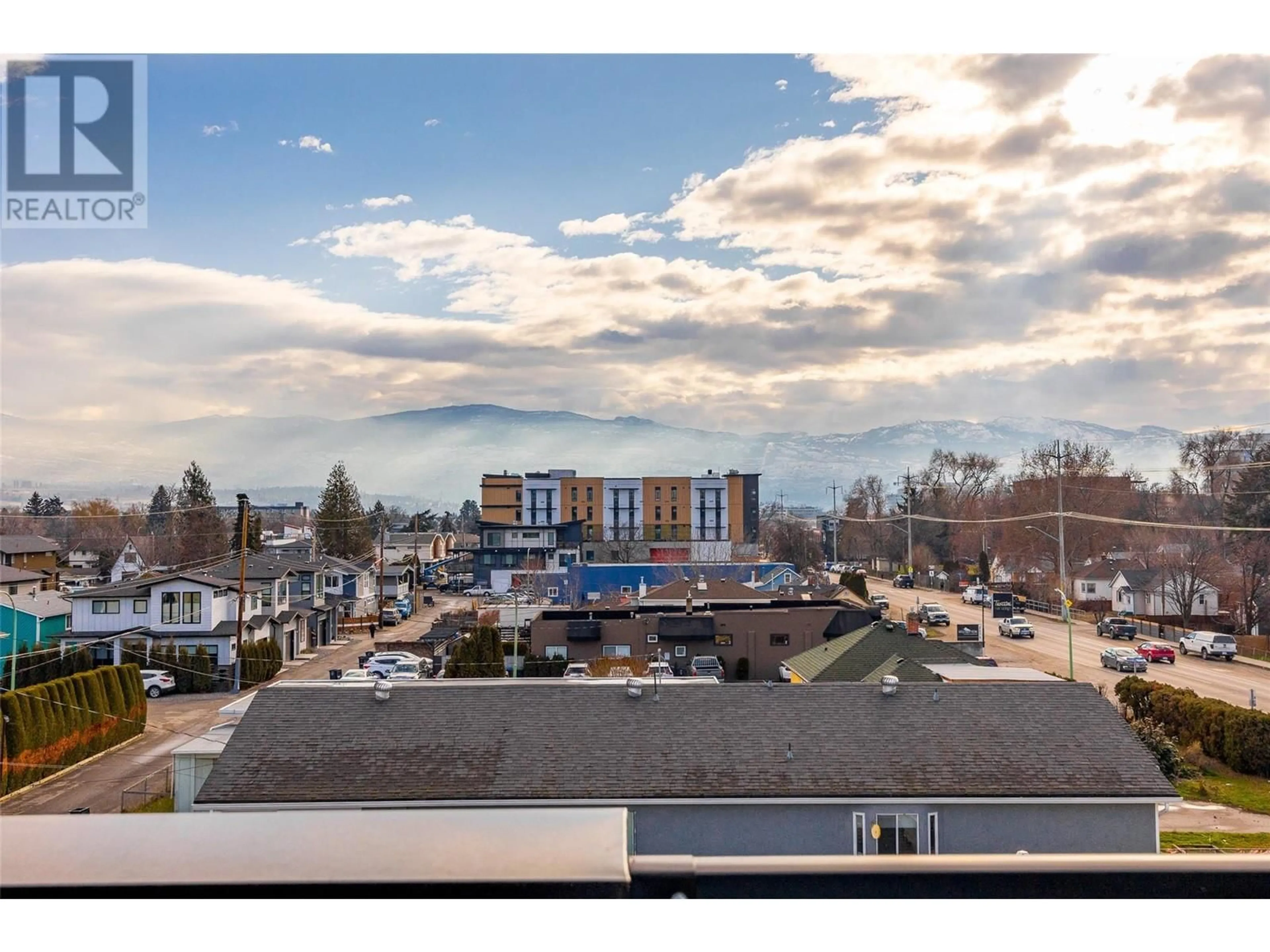 A pic from outside/outdoor area/front of a property/back of a property/a pic from drone, mountain view for 701 Morrison Avenue Unit# 5, Kelowna British Columbia V1Y2P9