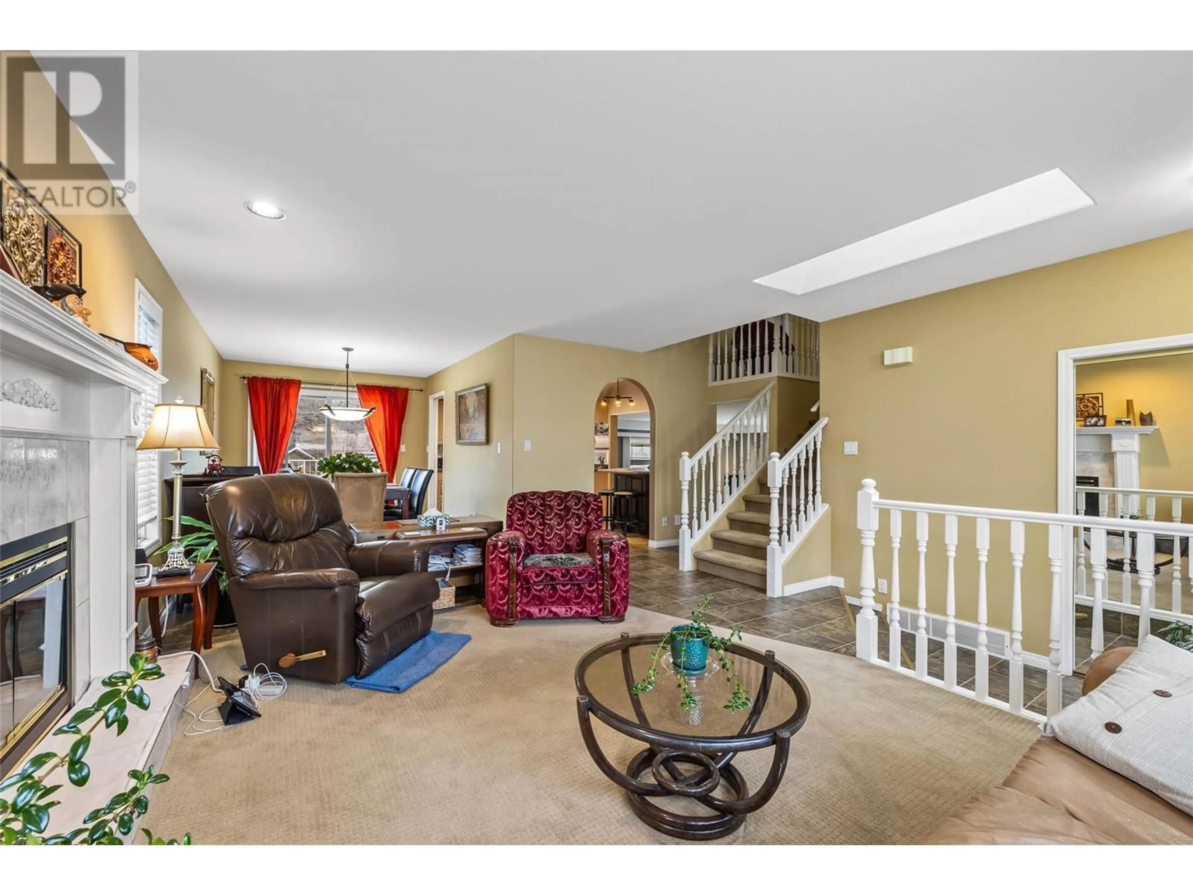 Unknown for 1095 LINCOLN COURT, Kamloops British Columbia V2B8L5