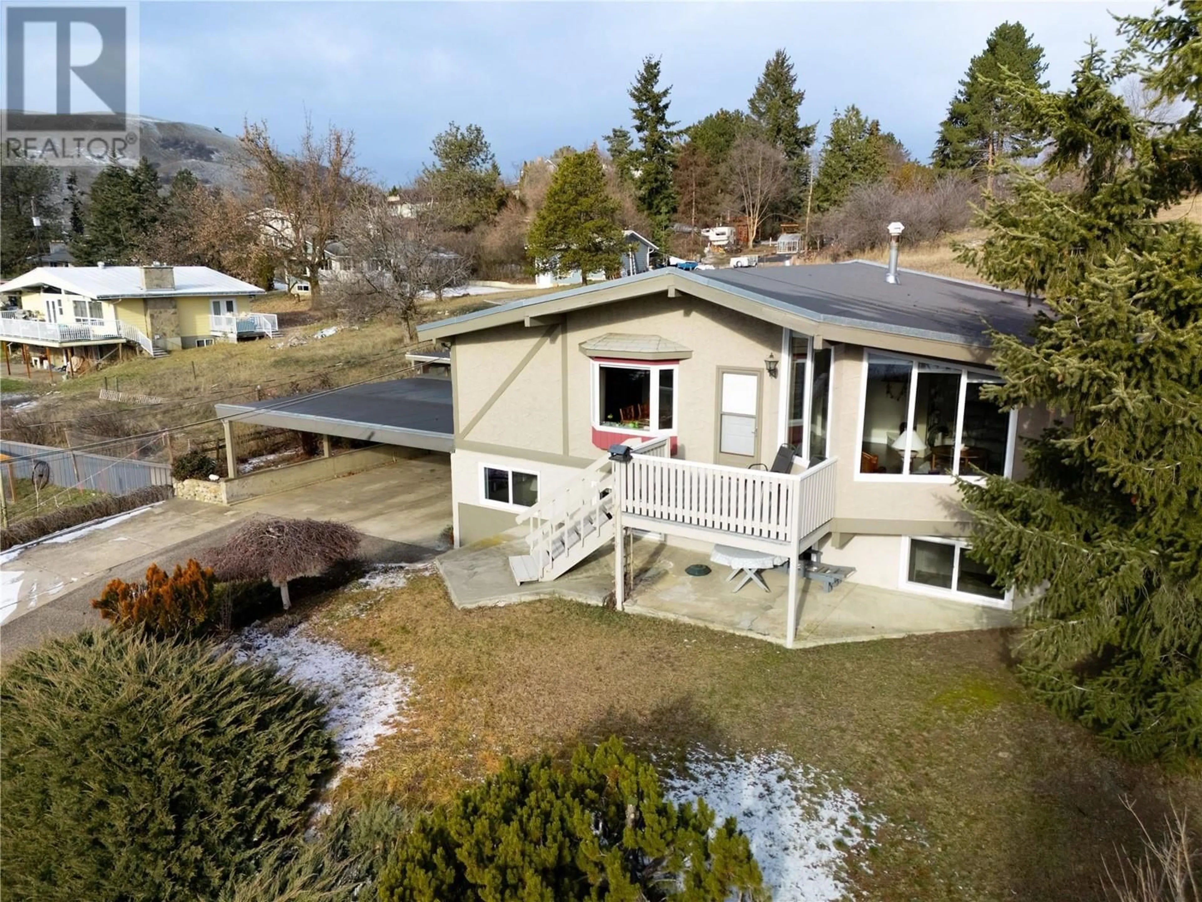 A pic from outside/outdoor area/front of a property/back of a property/a pic from drone, unknown for 9713 Venables Drive, Coldstream British Columbia V1B2K1