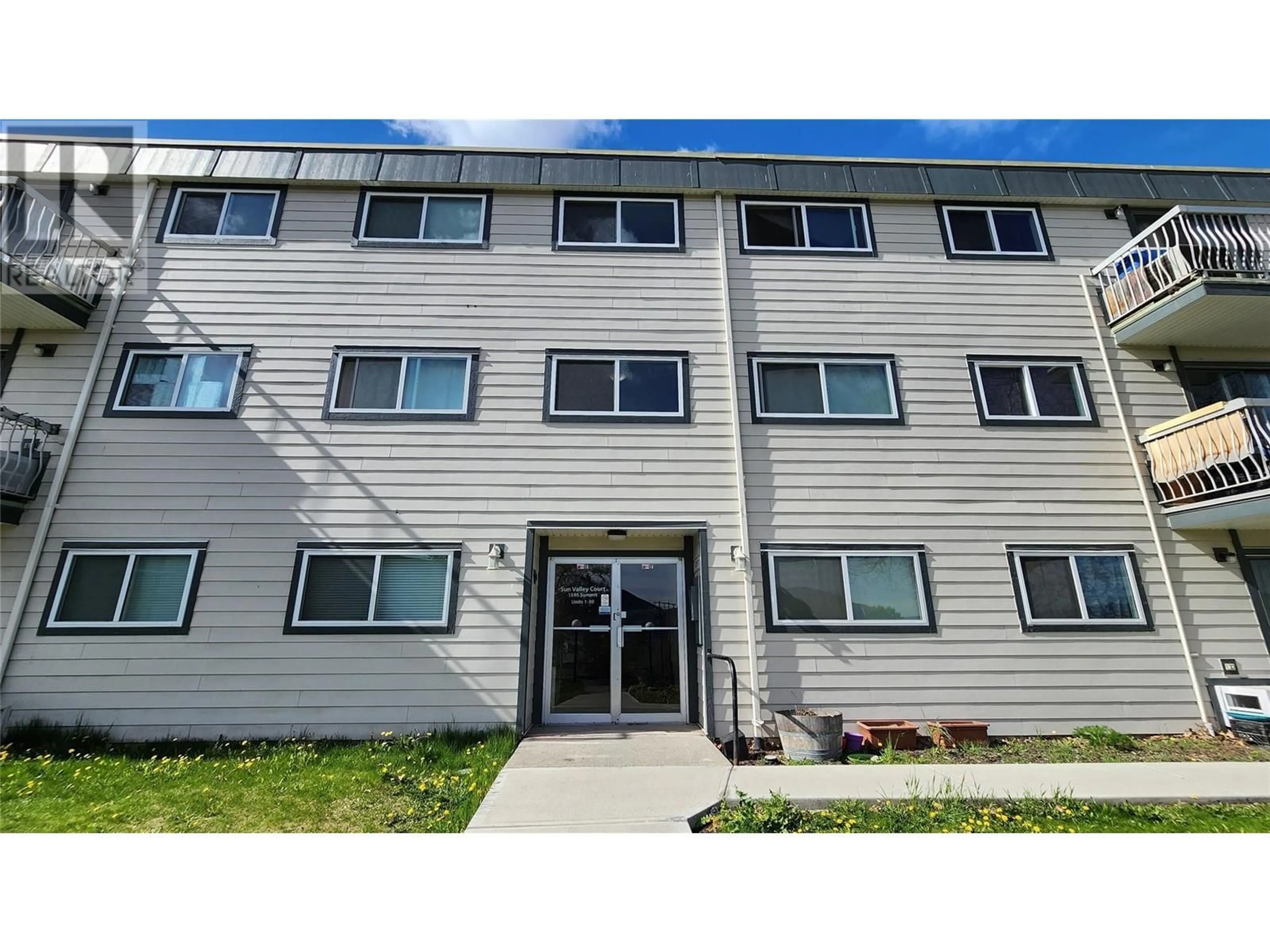 Unknown for 1595 Summit Drive Unit# 4, Kamloops British Columbia V2E1E9