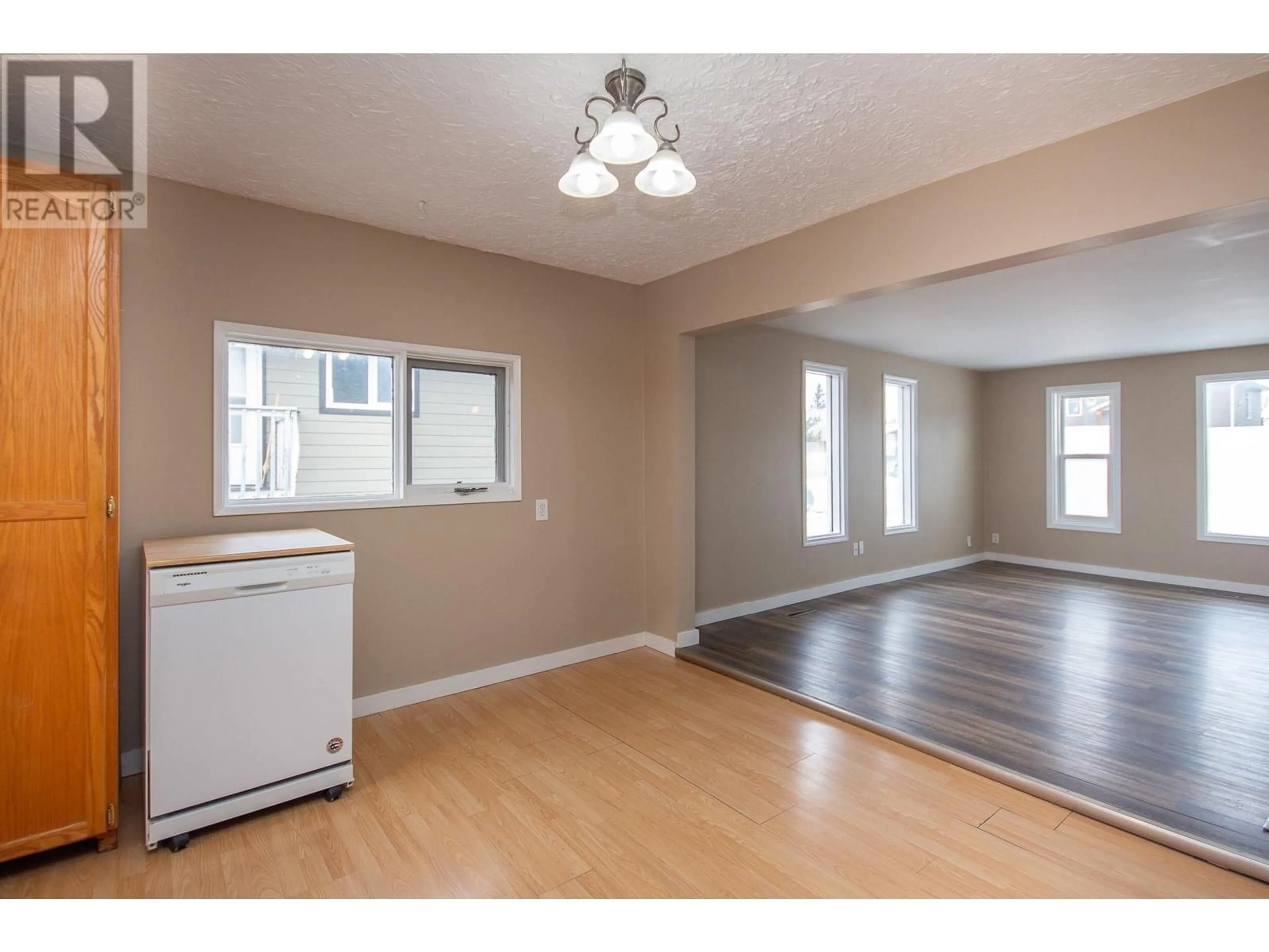 A pic of a room for 505 96A Avenue, Dawson Creek British Columbia V1G1M5