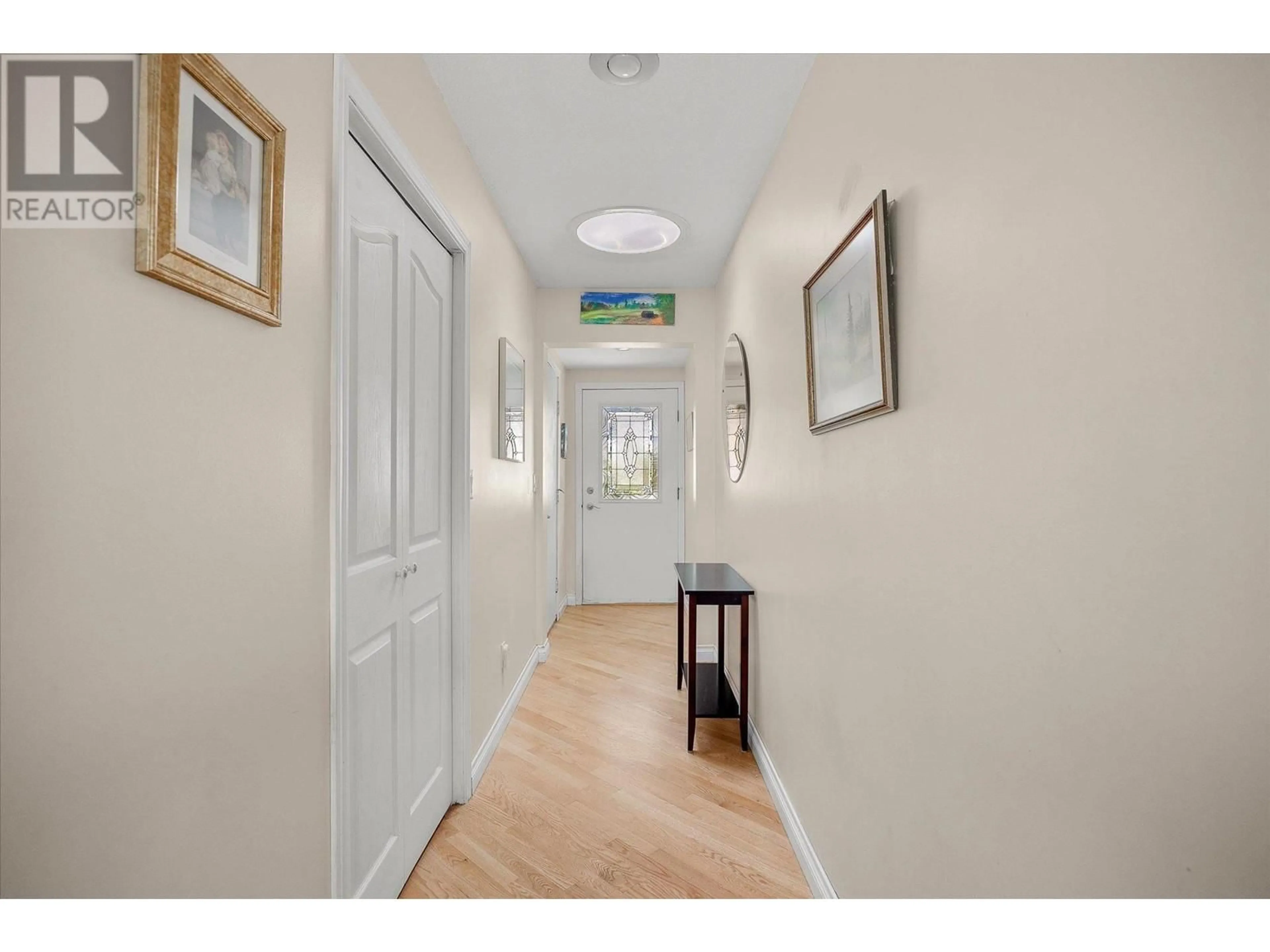 Indoor entryway for 4155 PONDEROSA DRIVE, Peachland British Columbia V0H1X5