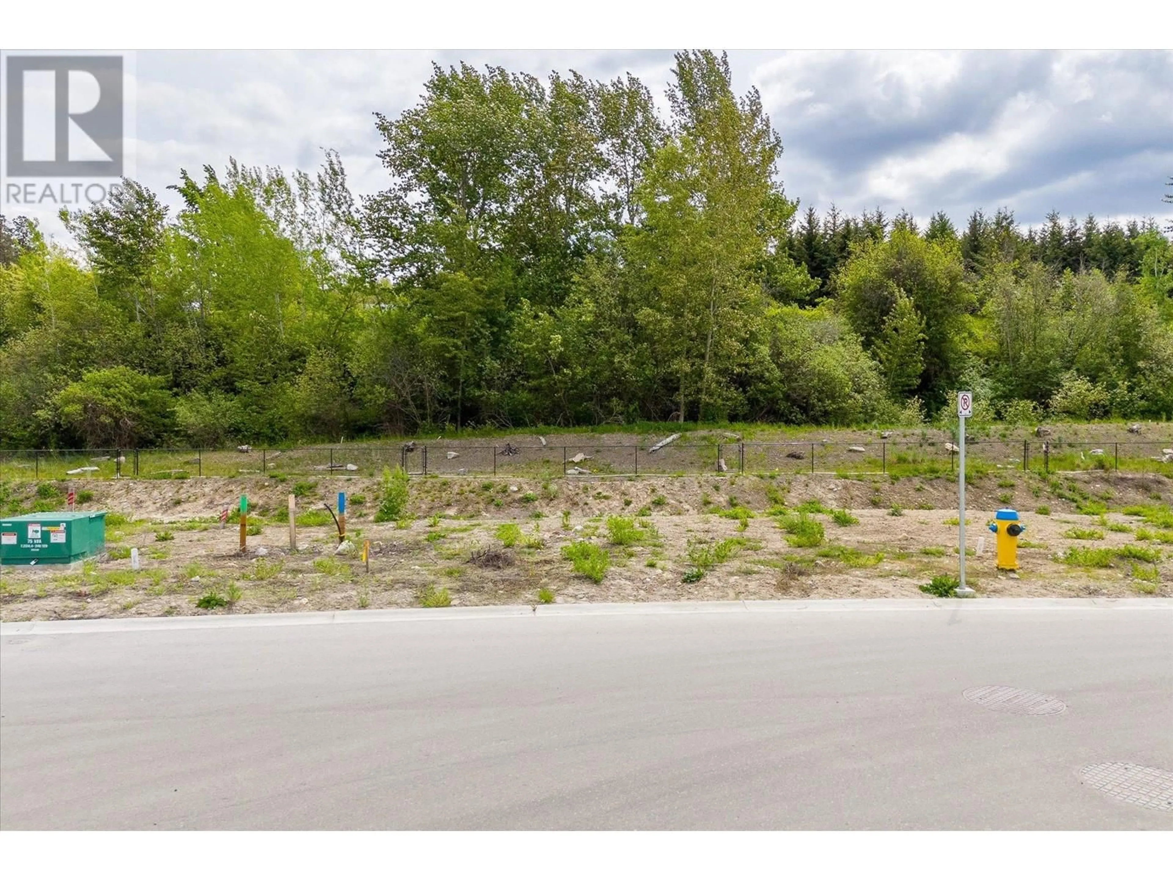 Unknown for 980 BULL CRESCENT, Kelowna British Columbia V1W0E6