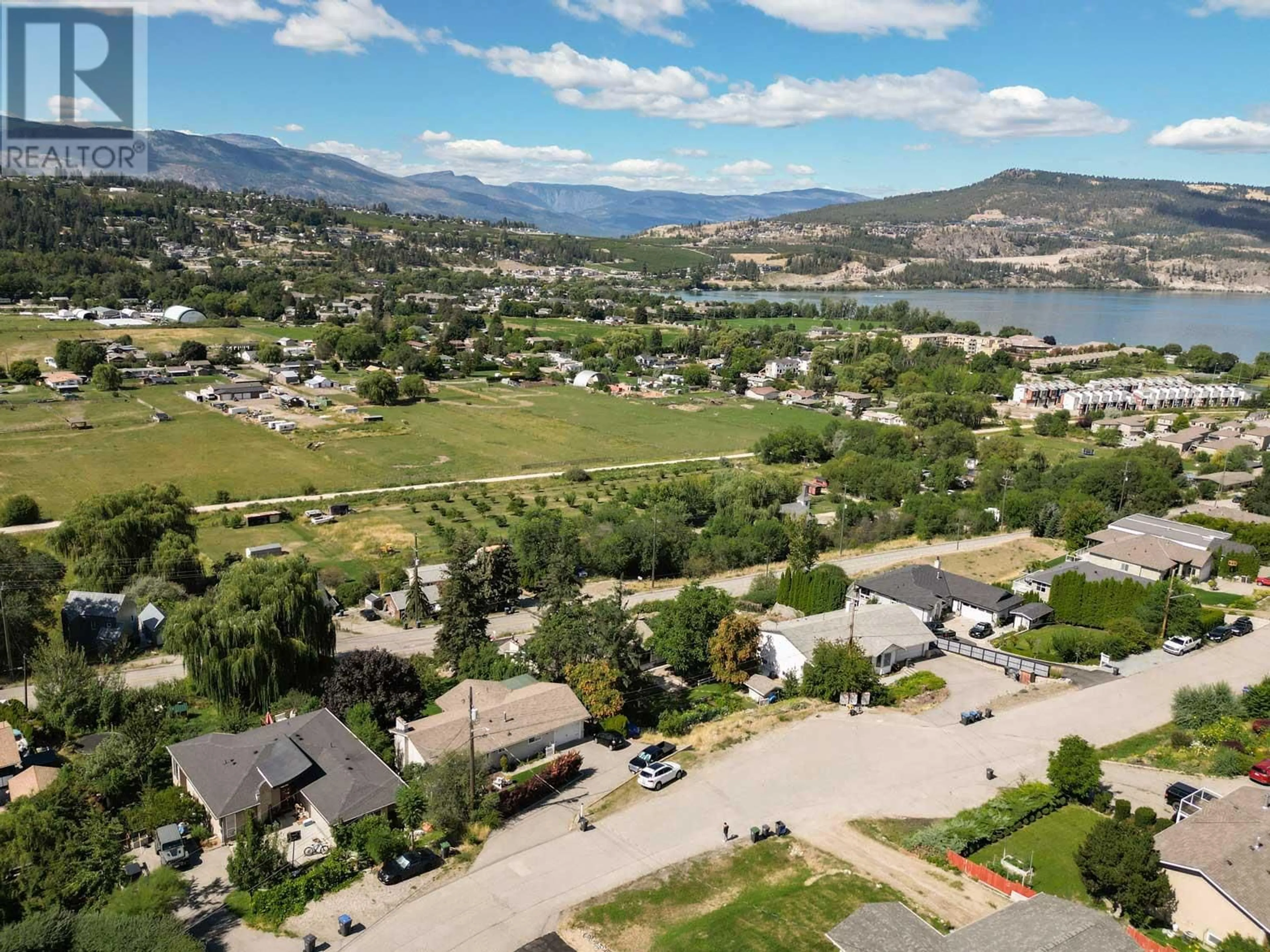 A pic from outside/outdoor area/front of a property/back of a property/a pic from drone, mountain view for 11108 Dakota Road, Lake Country British Columbia V4V1X1