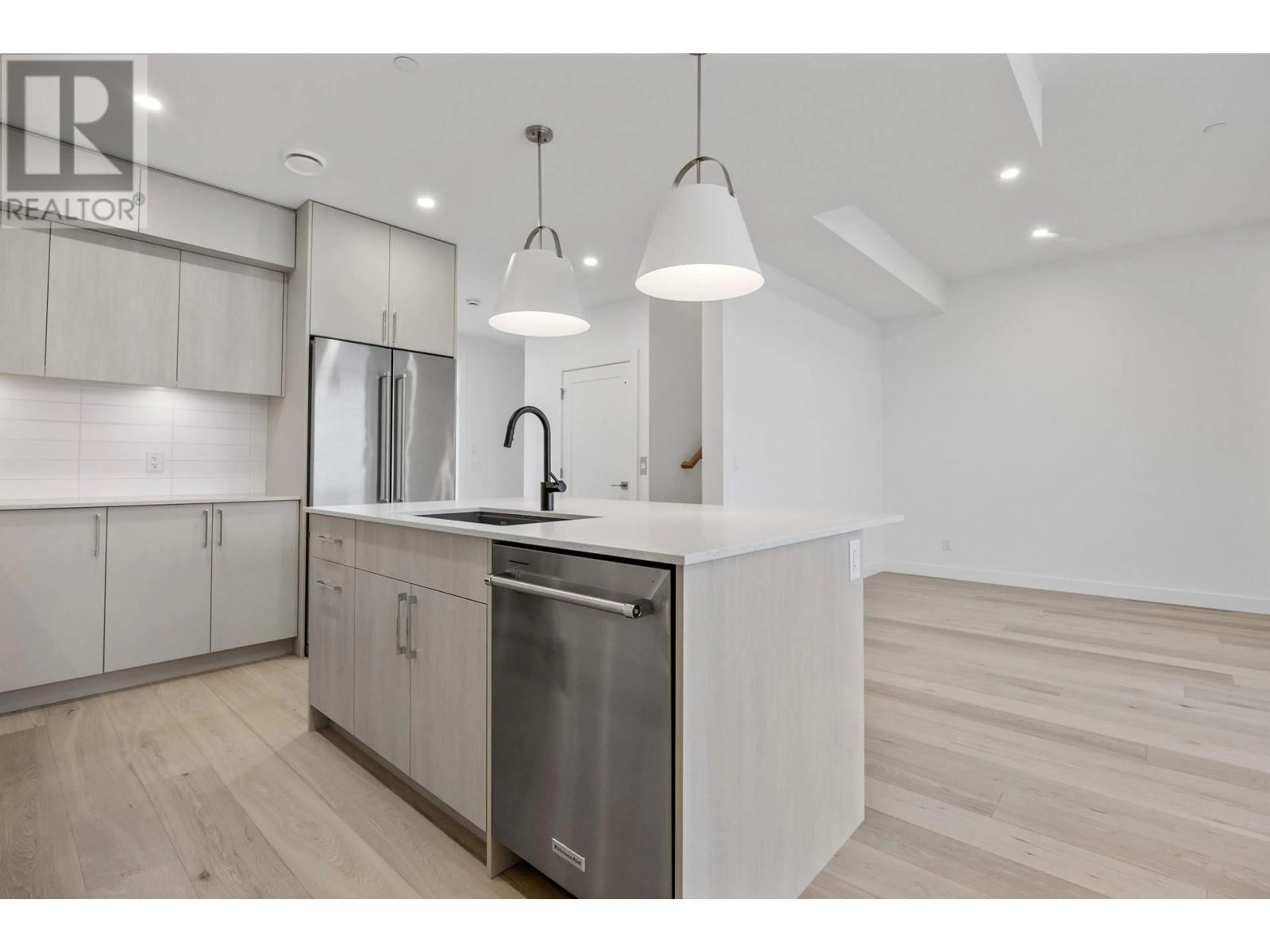 Open concept kitchen, unknown for 6008 Princess Street, Peachland British Columbia V0H1X7