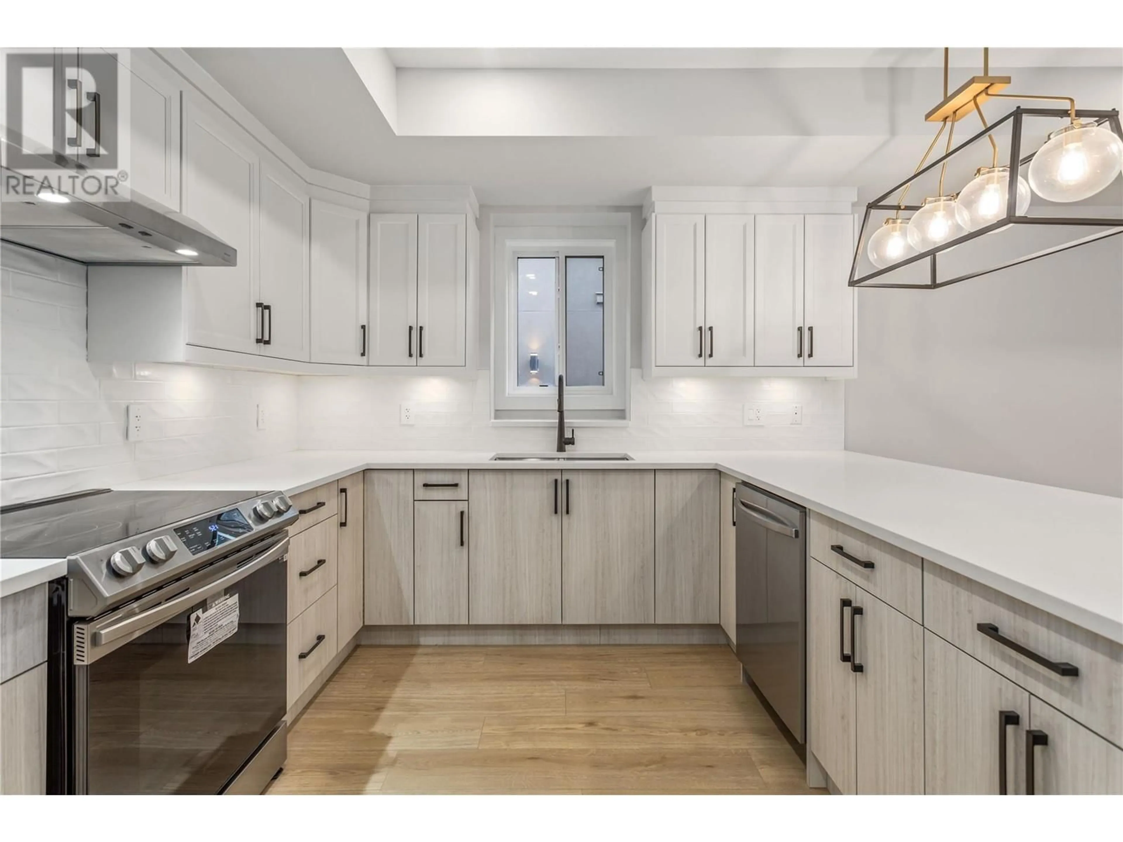 Standard kitchen, ceramic/tile floor for 1916 Ethel Street Unit# 3, Kelowna British Columbia V1Y2Z5